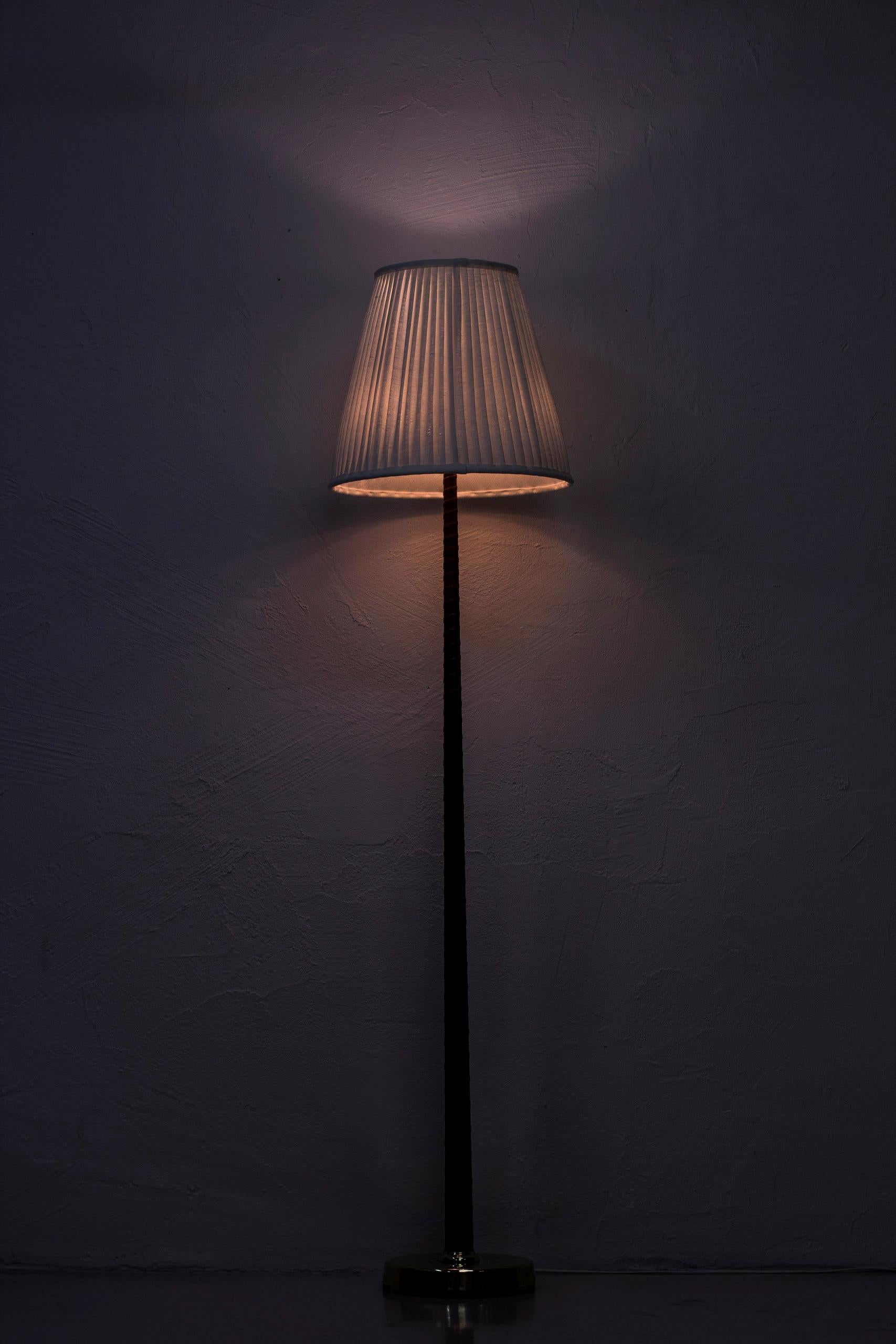 Midcentury Scandinavian Floor Lamp by Hans Bergström, Ateljé Lyktan, 1940s 2