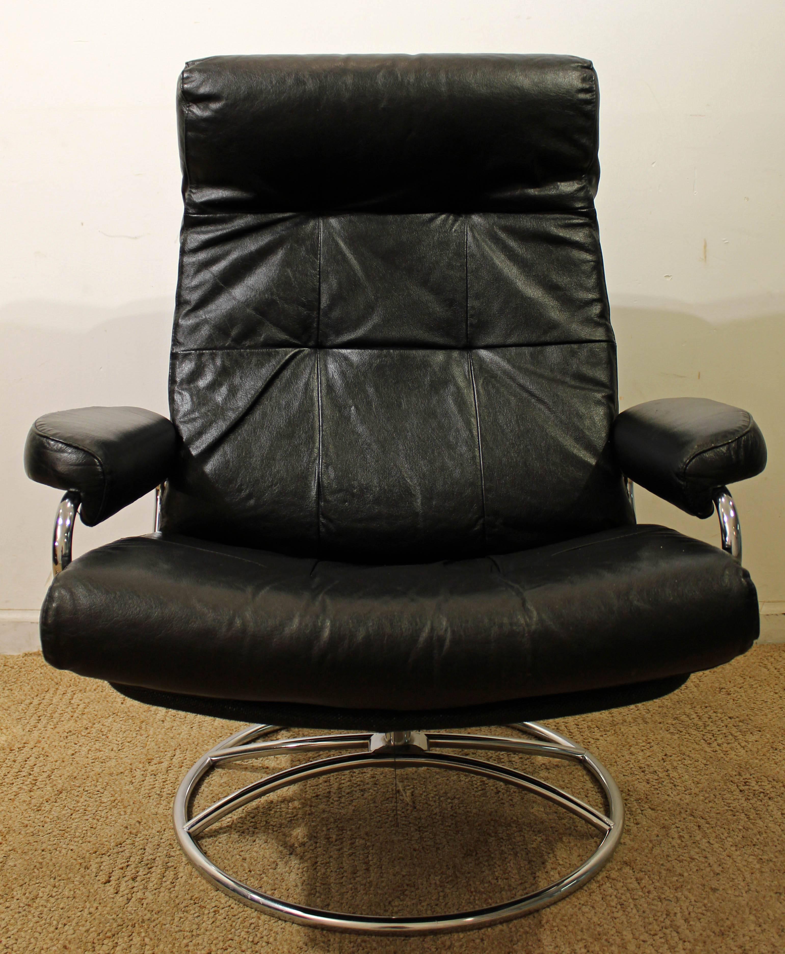 scandinavian ergonomic chair