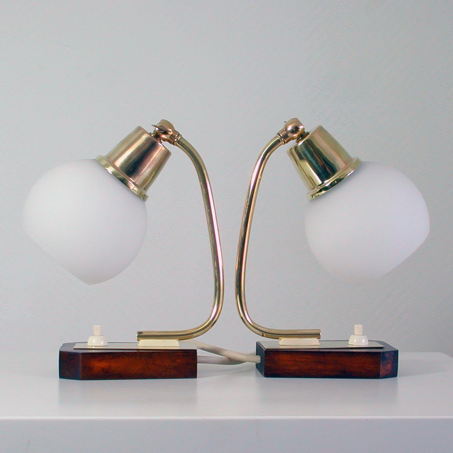 Midcentury Scandinavian Modern Teak Brass and Opal Table Lamps, Set of 2 In Good Condition In NUEMBRECHT, NRW