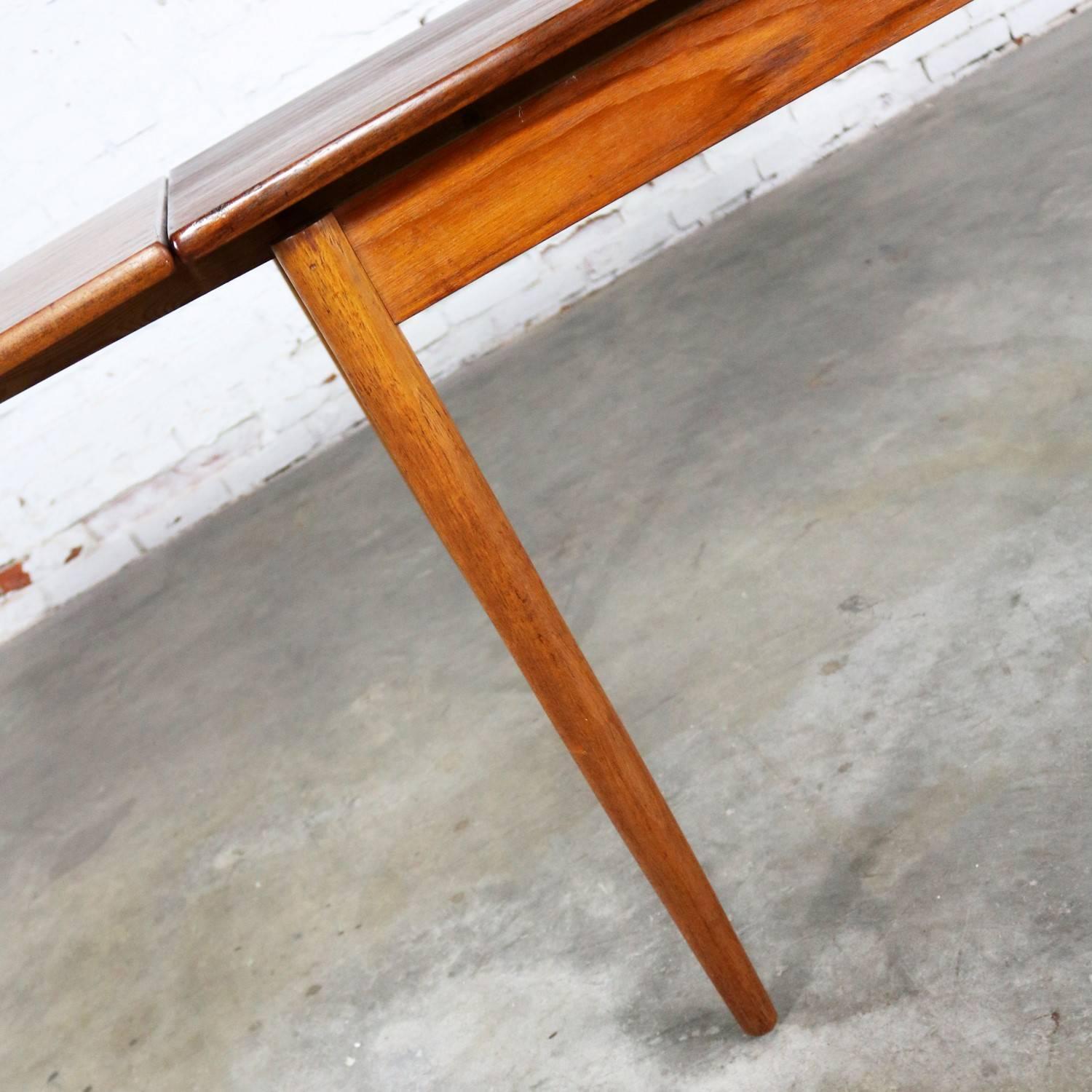 Midcentury Scandinavian Modern Teak Draw-Leaf Extending Dining Table Rectangle 8