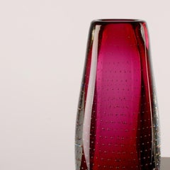 Midcentury Scandinavian Modern Vase Red Bubble Glass Magnor, Norway, 1960