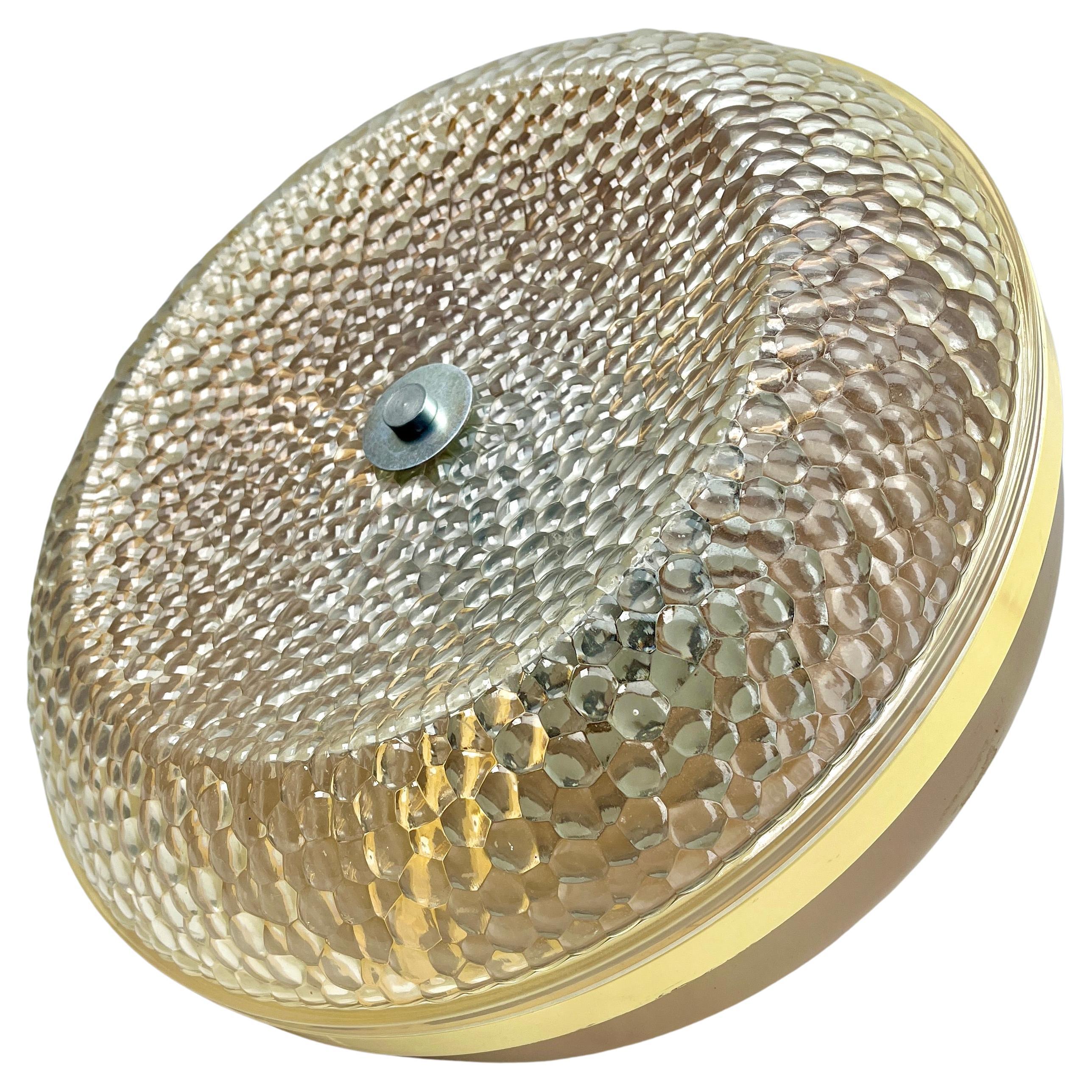 Mid-Century moderno Lampada a sospensione scandinava del Medioevo 2 attacchi E27 con paralume acrilico ottico in vendita
