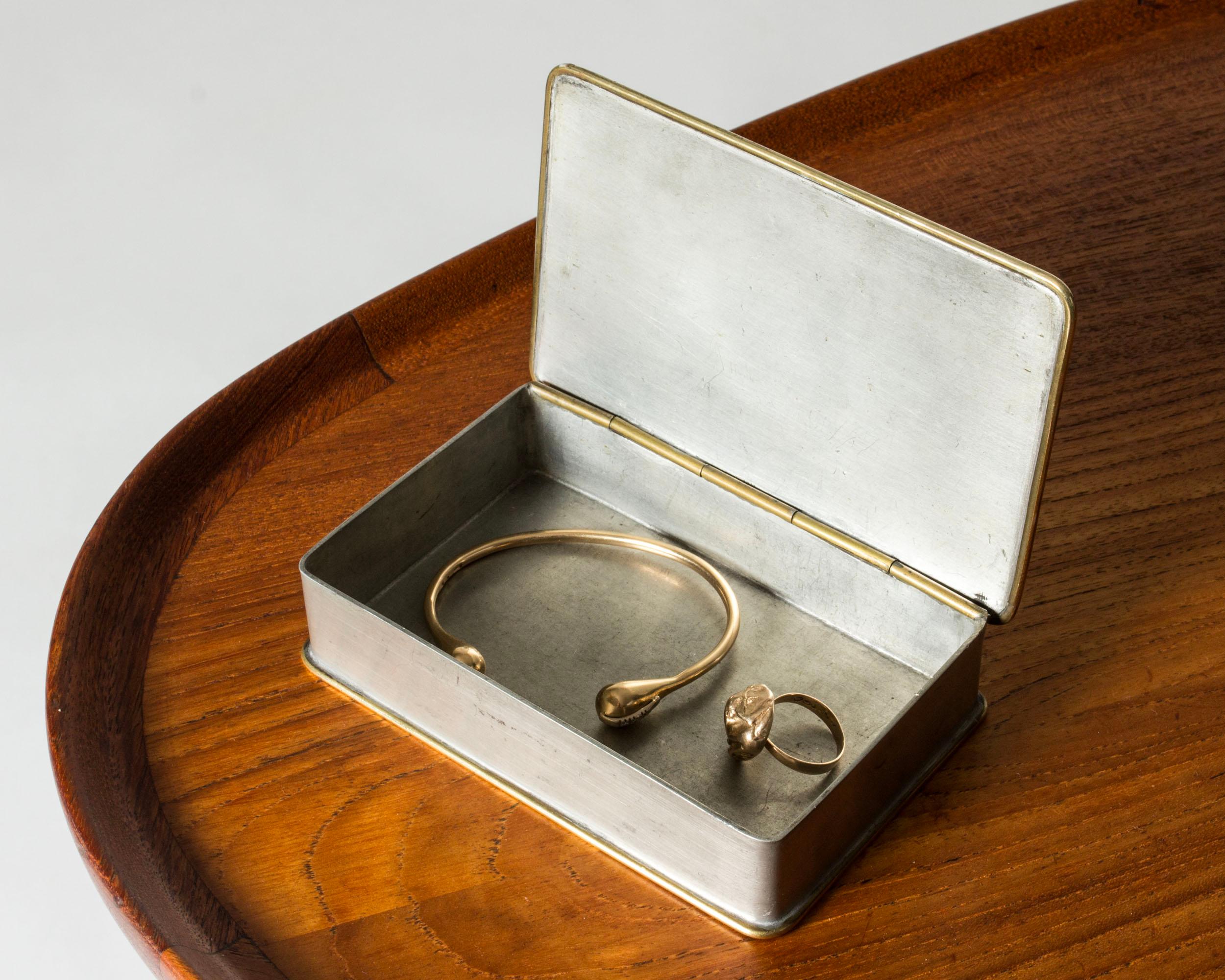 Midcentury Scandinavian Pewter case, Anna Petrus, Svenskt Tenn, Sweden, 1928 In Good Condition For Sale In Stockholm, SE