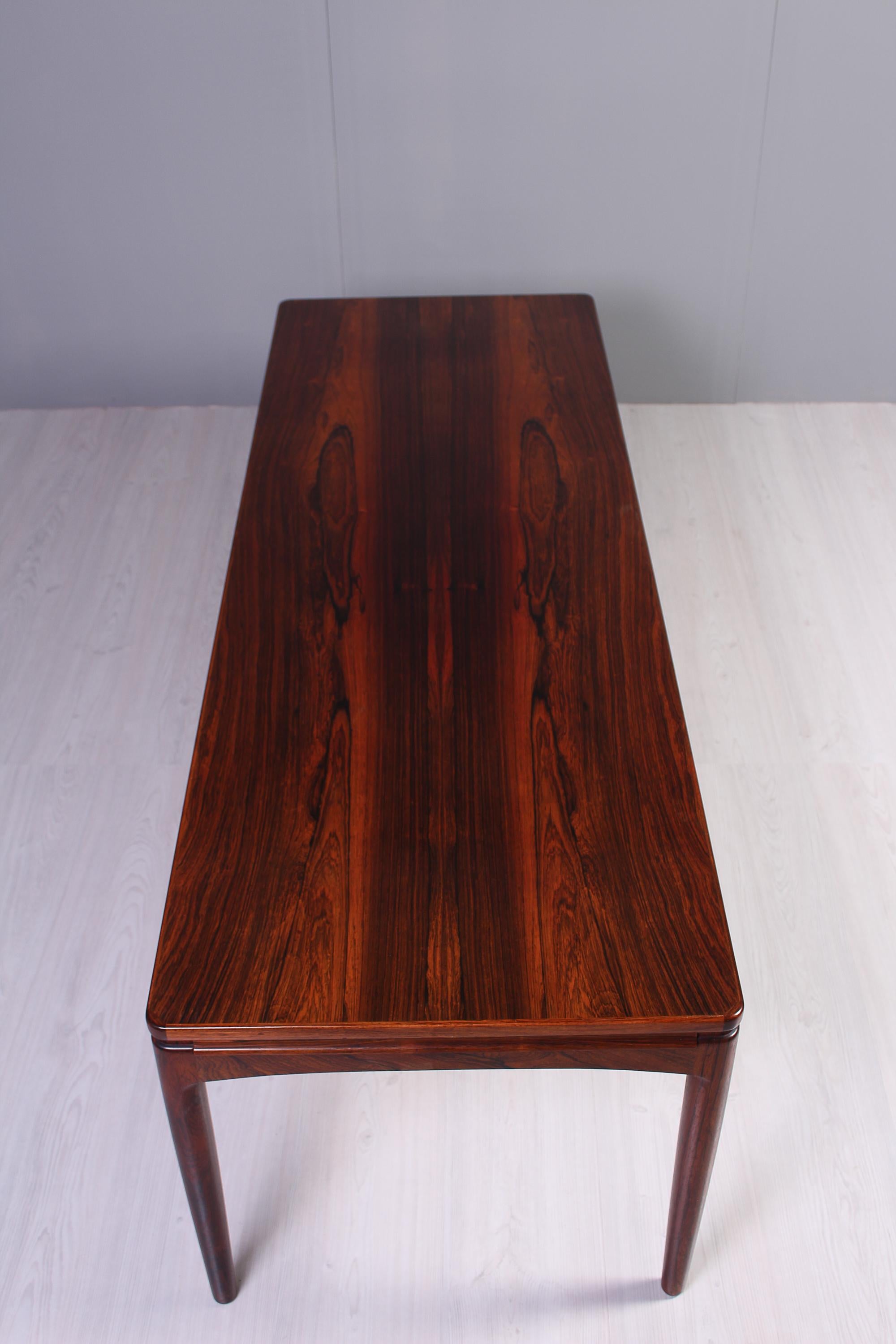 Midcentury Scandinavian Rosewood Coffee Table, 1950s In Good Condition For Sale In Malmo, SE