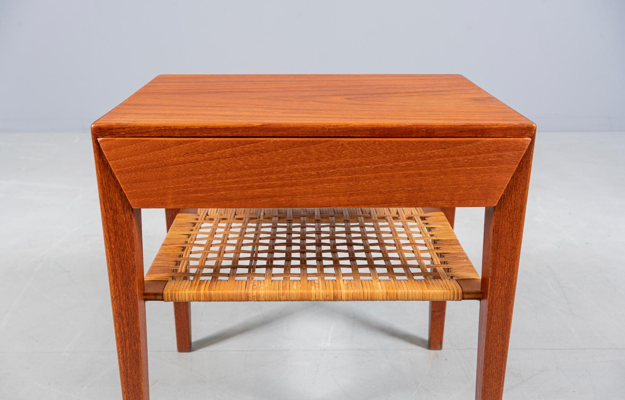 Danish Midcentury Scandinavian Side Table, Denmark 1950s by Severin Hansen For Sale