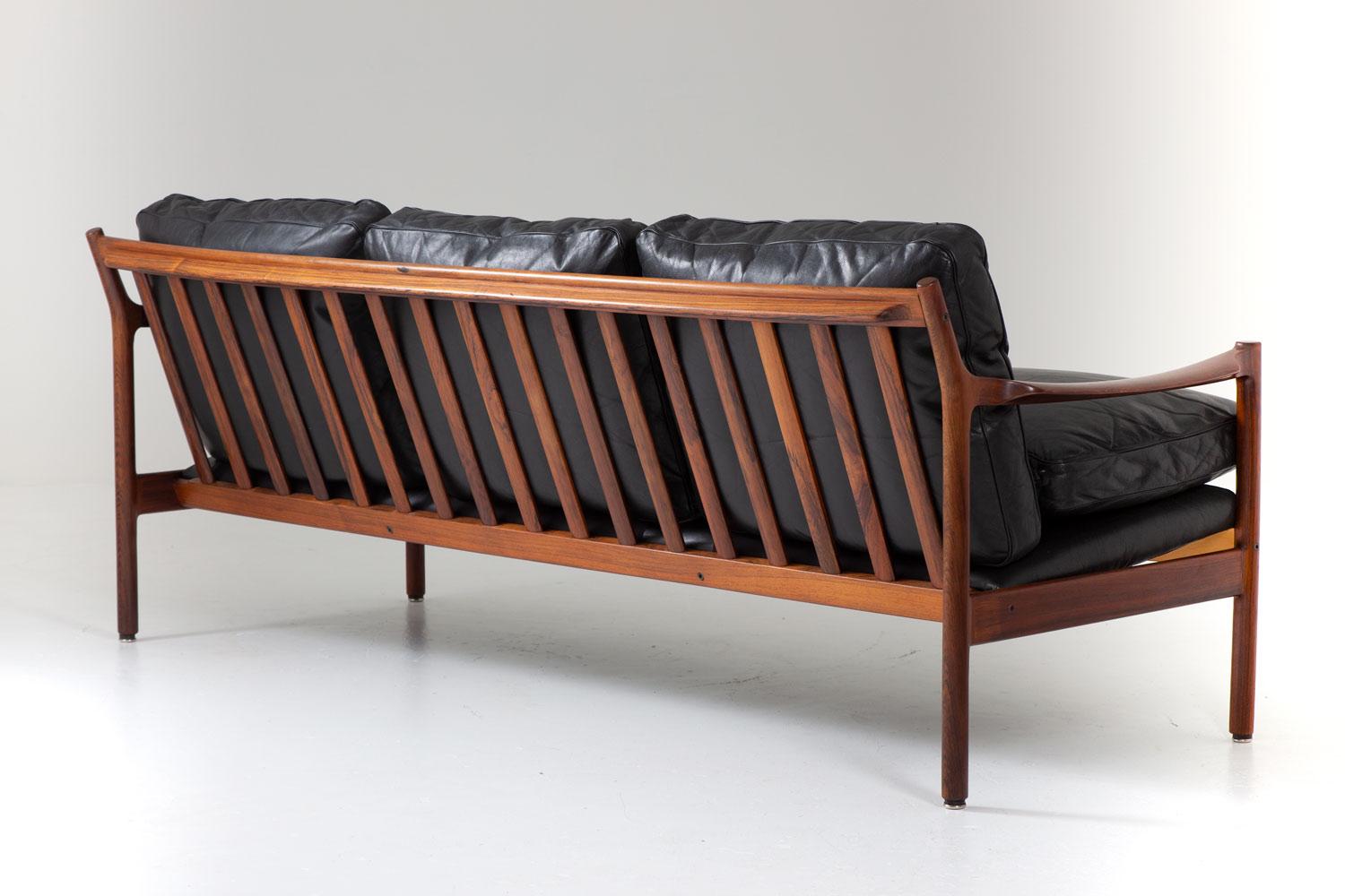 Rare sofa by Torbjørn Afdal model 