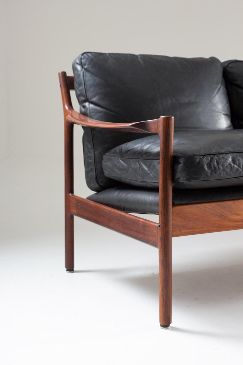 20th Century Midcentury Scandinavian Sofa in Leather and Rosewood by Torbjørn Afdal For Sale