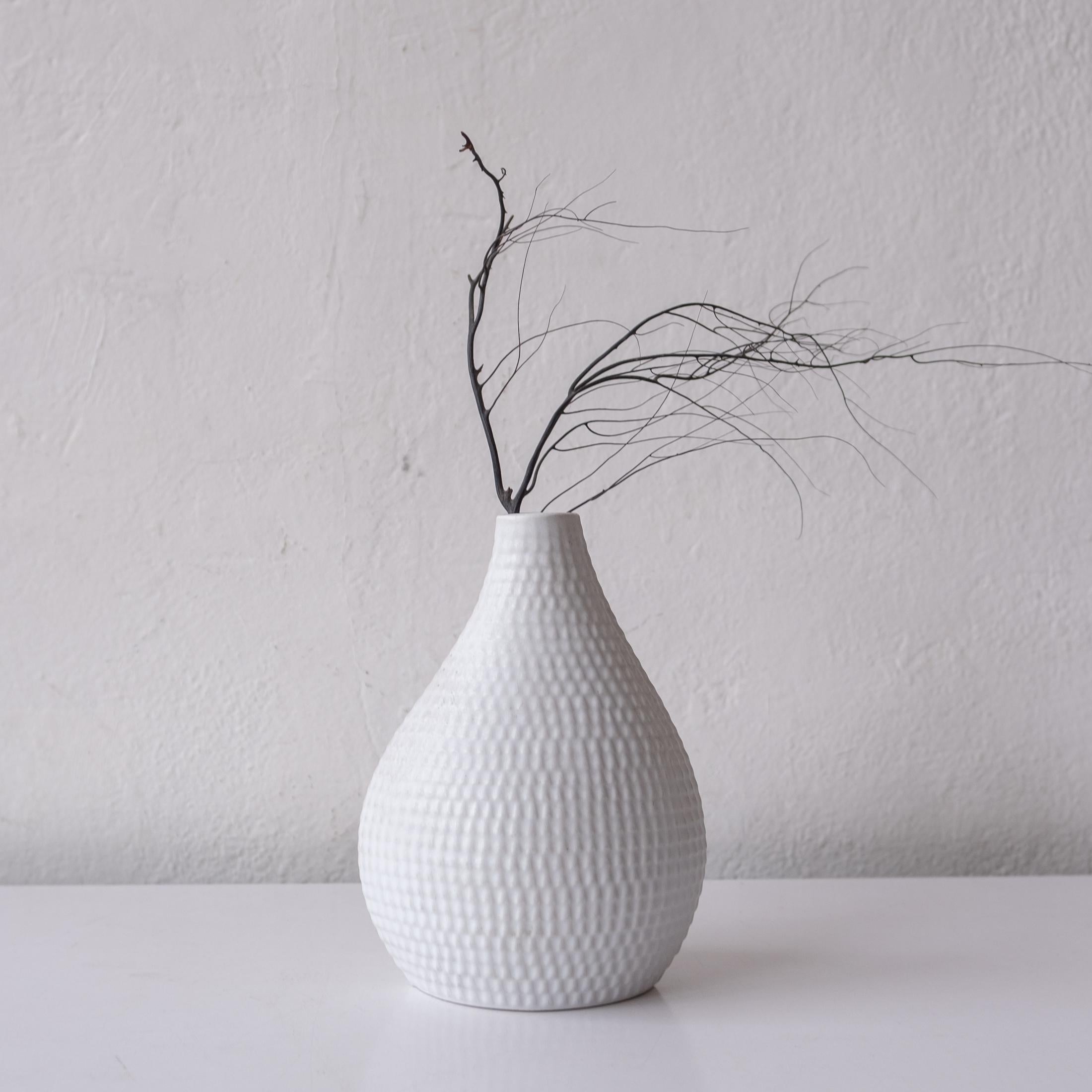 Stig Lindberg for Gustavsberg Reptil ceramic matte white vase. It retains the original labels on the bottom.