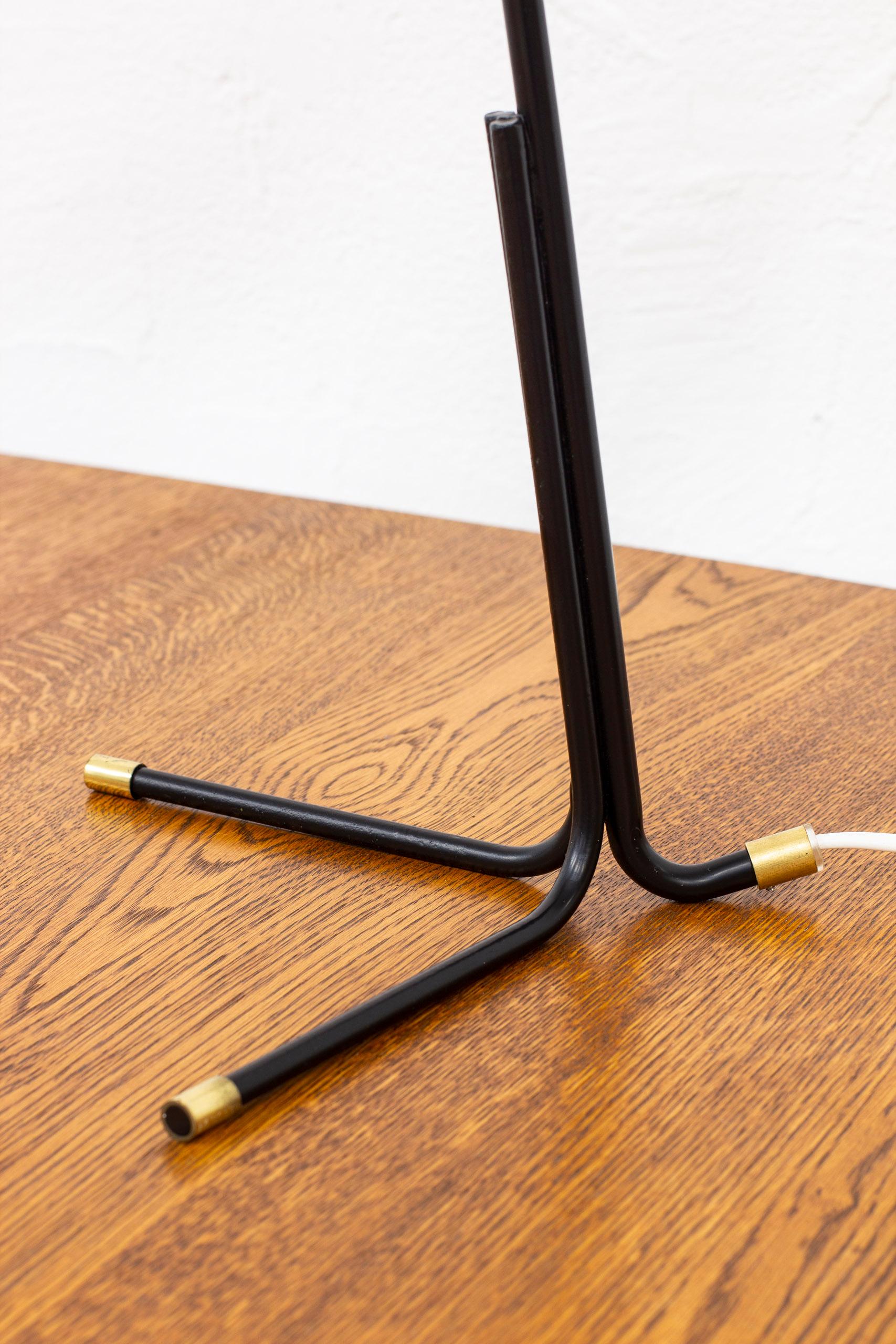 Metal Midcentury Scandinavian Table Lamp in Black and Brass by Boréns, Sweden, 1950s
