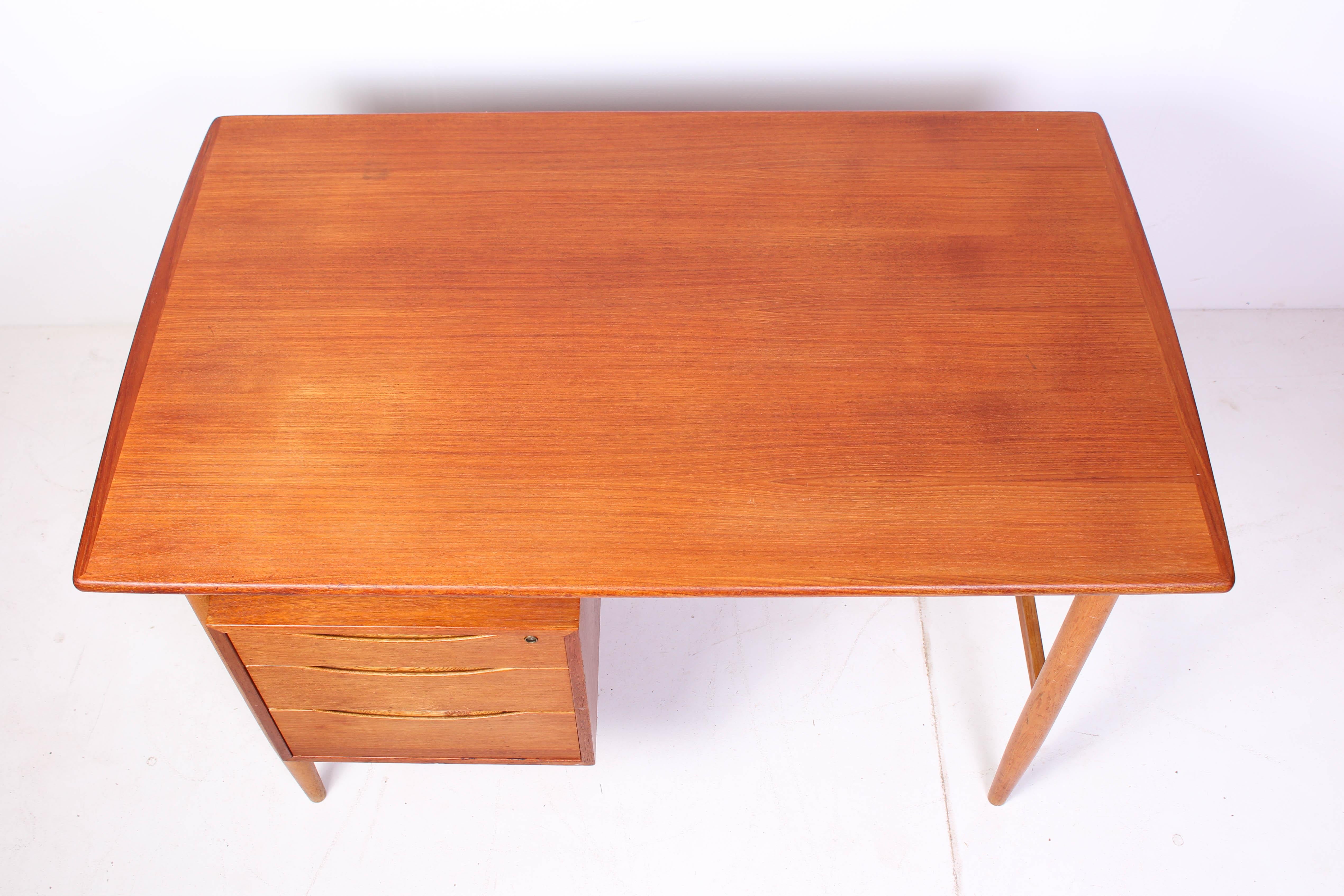 Midcentury Scandinavian Teak, Oak and Cane Desk, 1950s In Good Condition In Malmo, SE