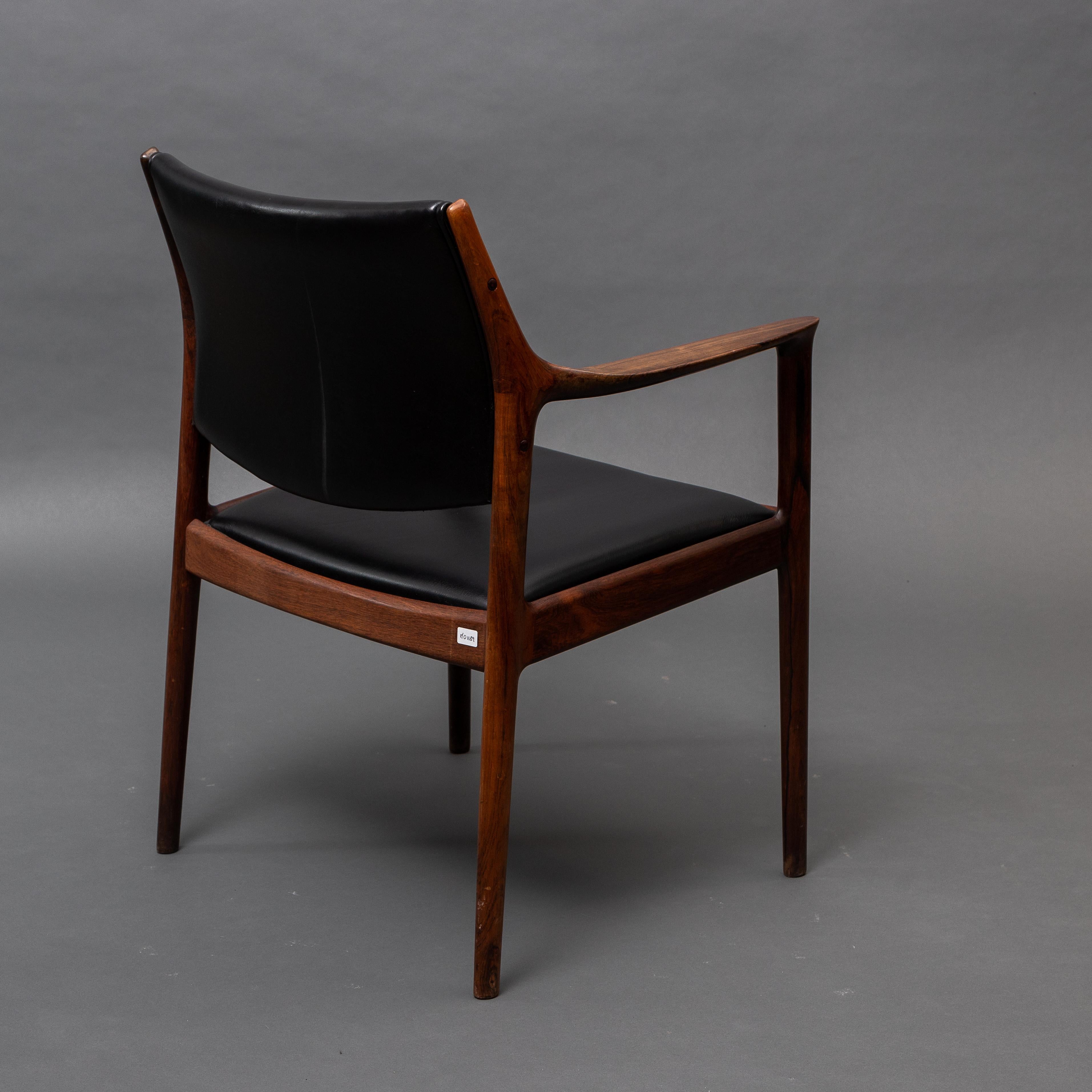Midcentury Scandinavian Torbjørn Afdal Elton armchair in rosewood black leather.
Manufactured by Nesjestanda møbelfabrikk Norway 1960s.
Newly upholstered with Anilin black leather.
 