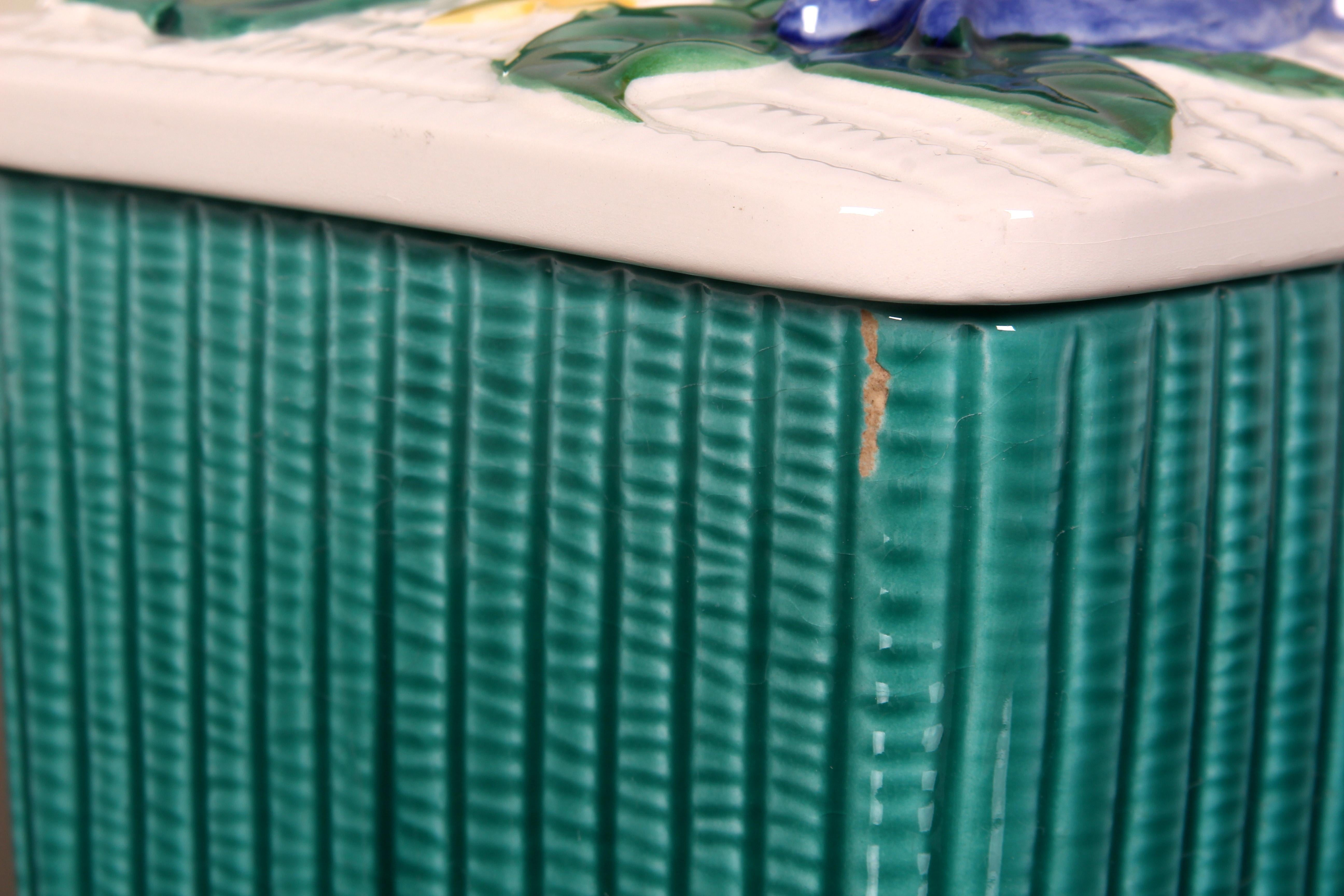 SCHRAMBERG MAIOLICA di metà secolo  scatola Barbotine FISH TUREEN TERRINE dipinta a mano in vendita 7