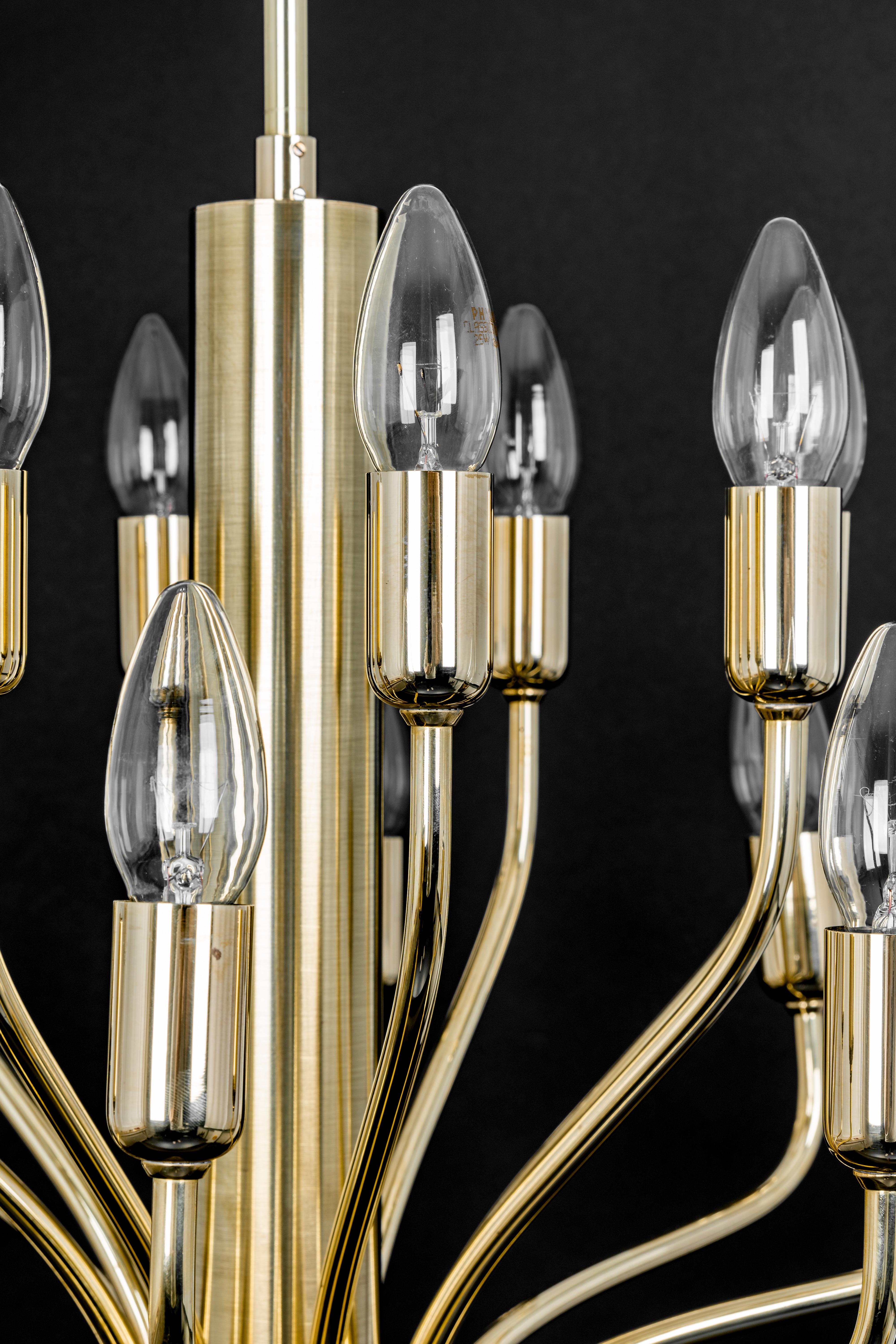 Midcentury Sciolari Style Brass Chandelier, 1970s 3