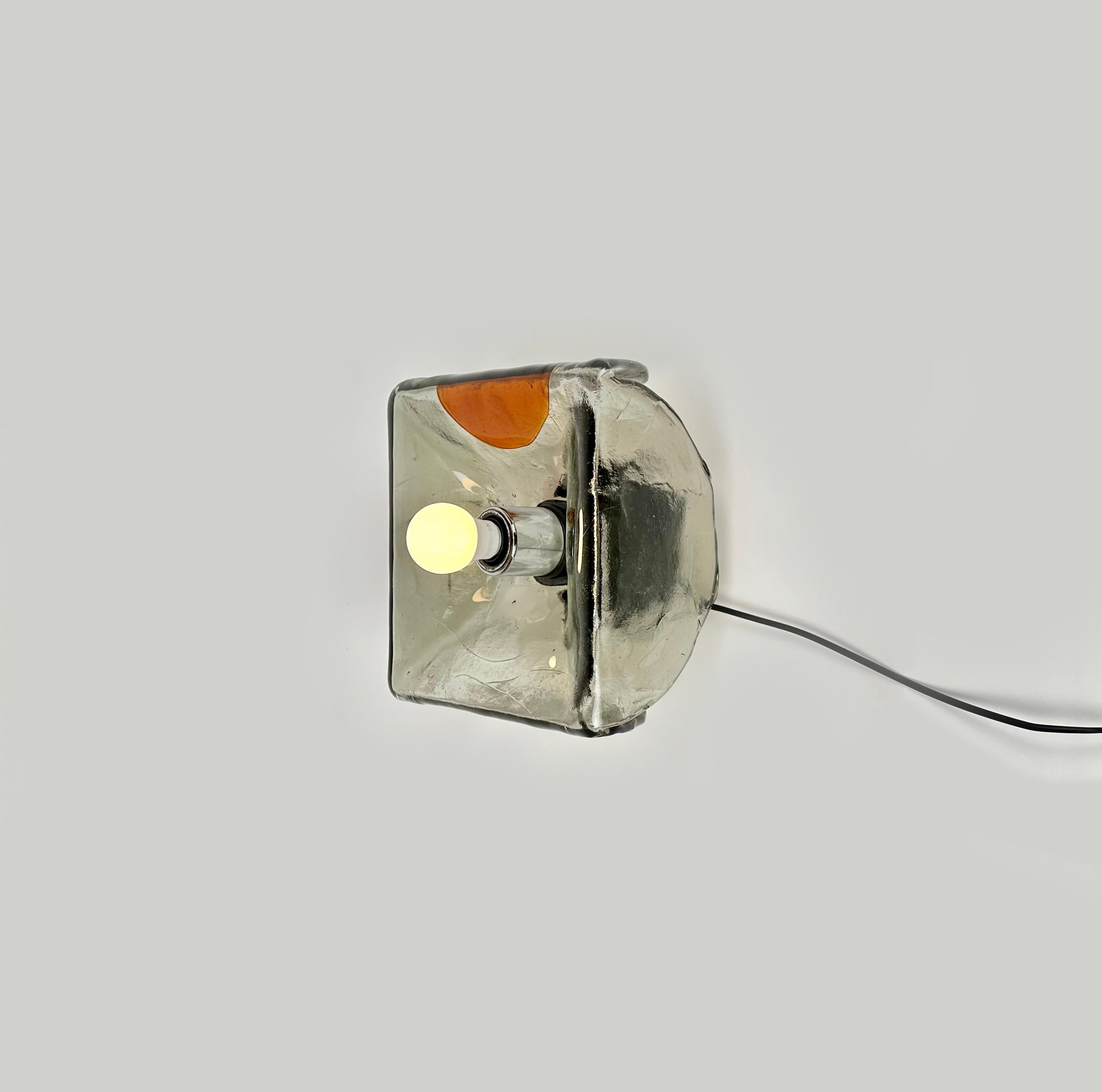 Midcentury Sconce Wall Lamp in Murano Glass by Carlo Nason, Italy 1970s For Sale 2