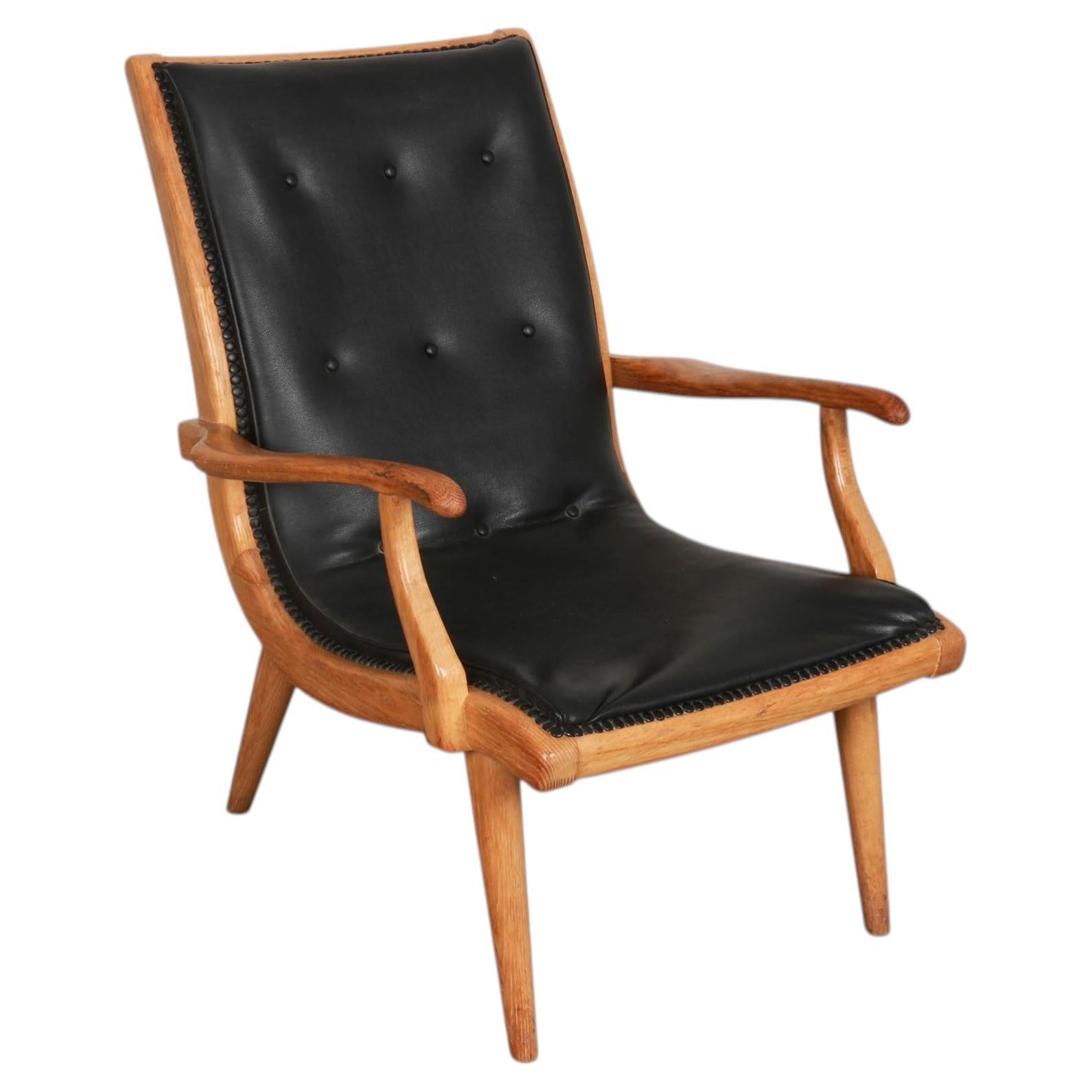 MidCentury Scoop Lounge Chair in the style of Milo Baughman For Sale
