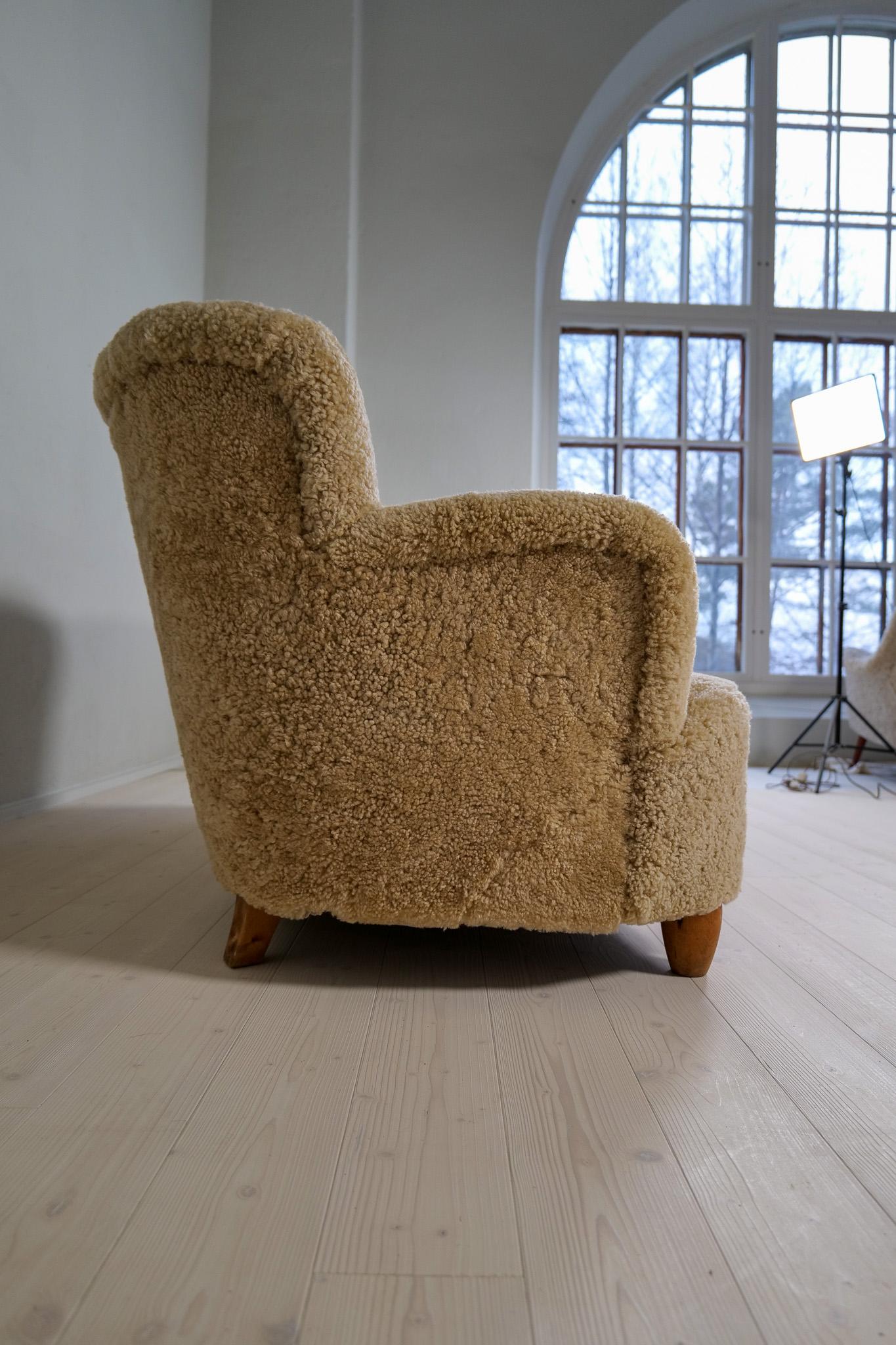 Midcentury Sculptrual Sheepskin/Shearling Sofa in Manors of Marta Blomstedt 7