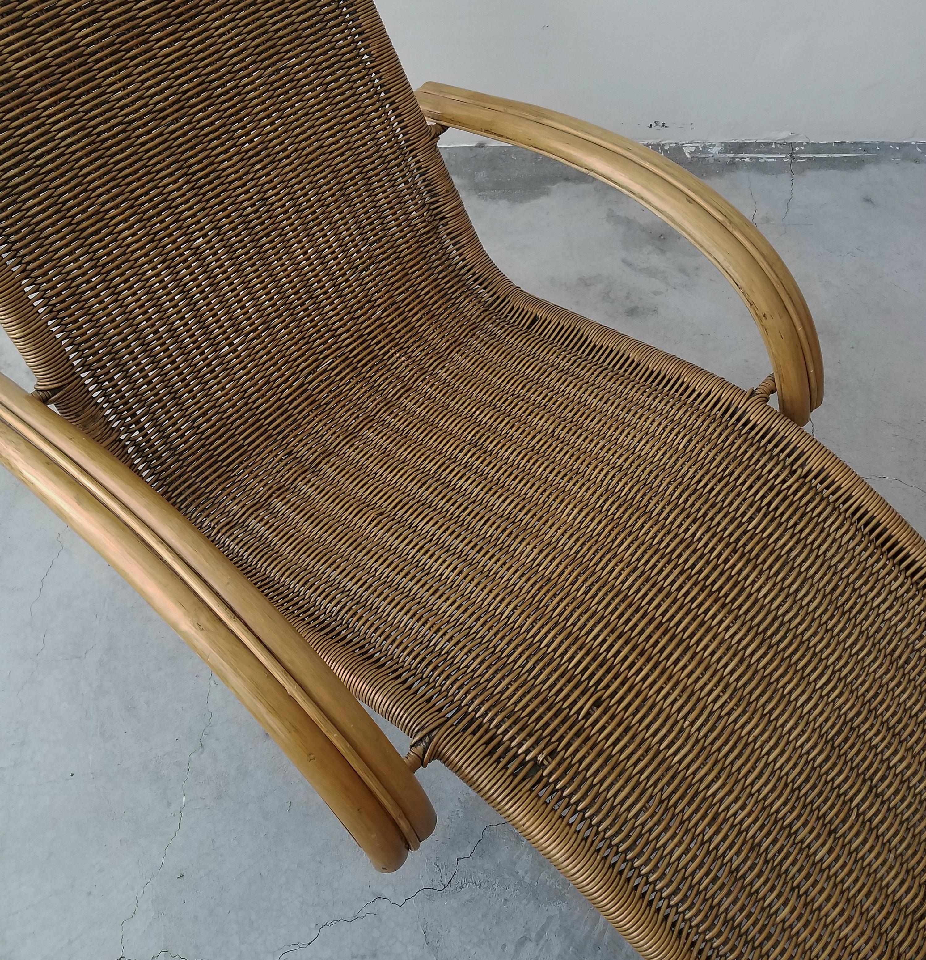 Midcentury Sculptural Italian Modern Cane and Bamboo Chaise Lounge Chair 2