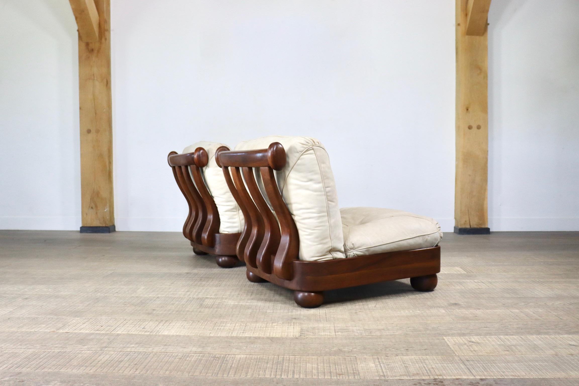 Midcentury Sculptural Lounge Chairs, Italy, 1960s In Good Condition In ABCOUDE, UT