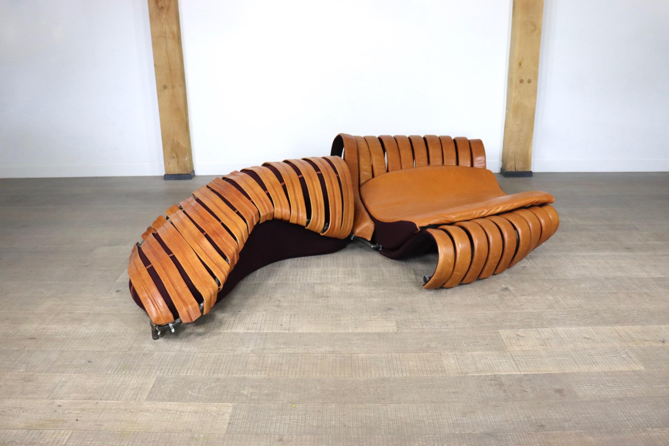 Midcentury Sculptural lounge sofa in cognac leather, France 1980s In Good Condition In ABCOUDE, UT