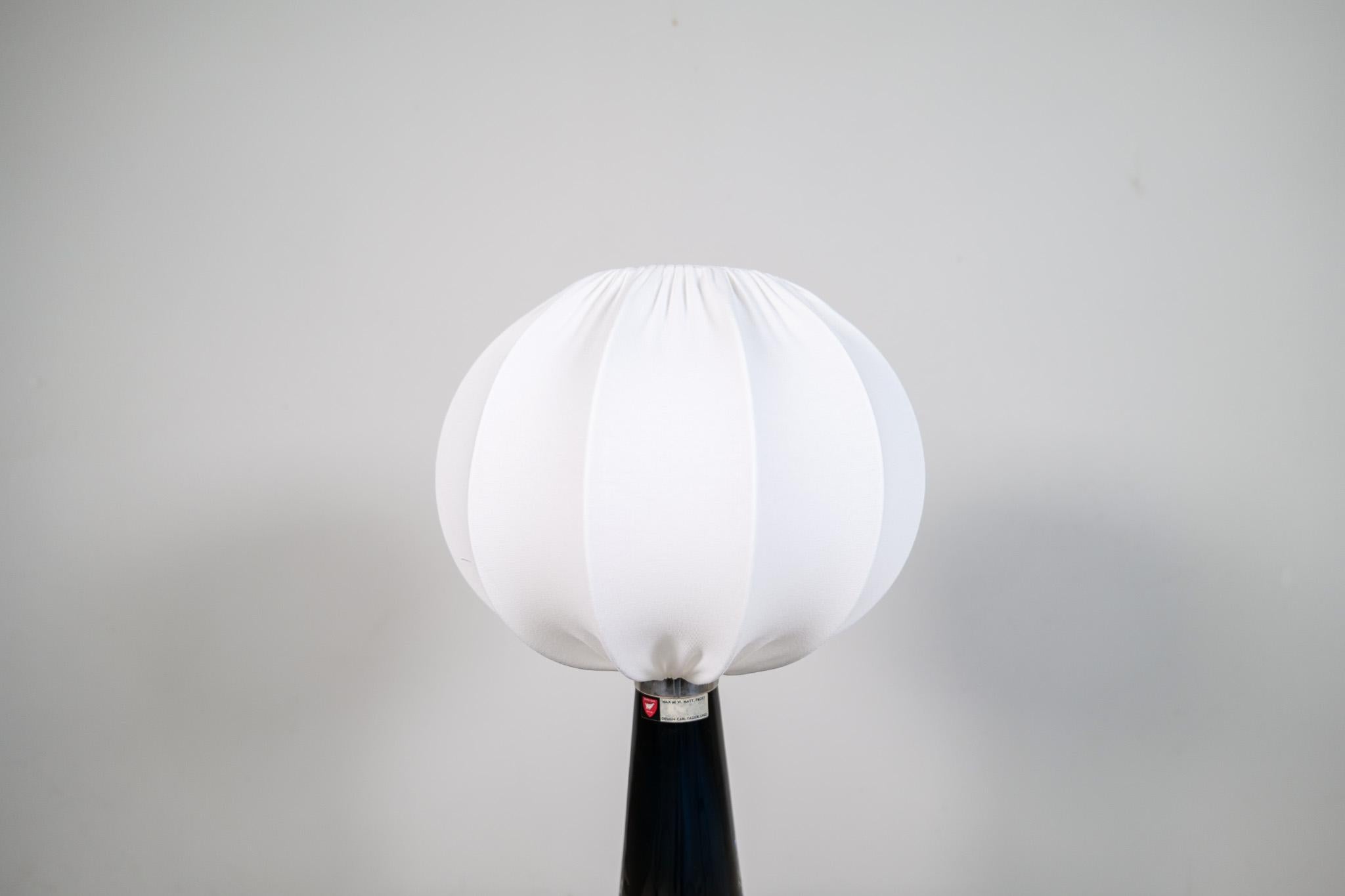 Midcentury Modern Sculptural Table Lamp by Carl Fagerlund Orrefors Sweden In Good Condition For Sale In Hillringsberg, SE