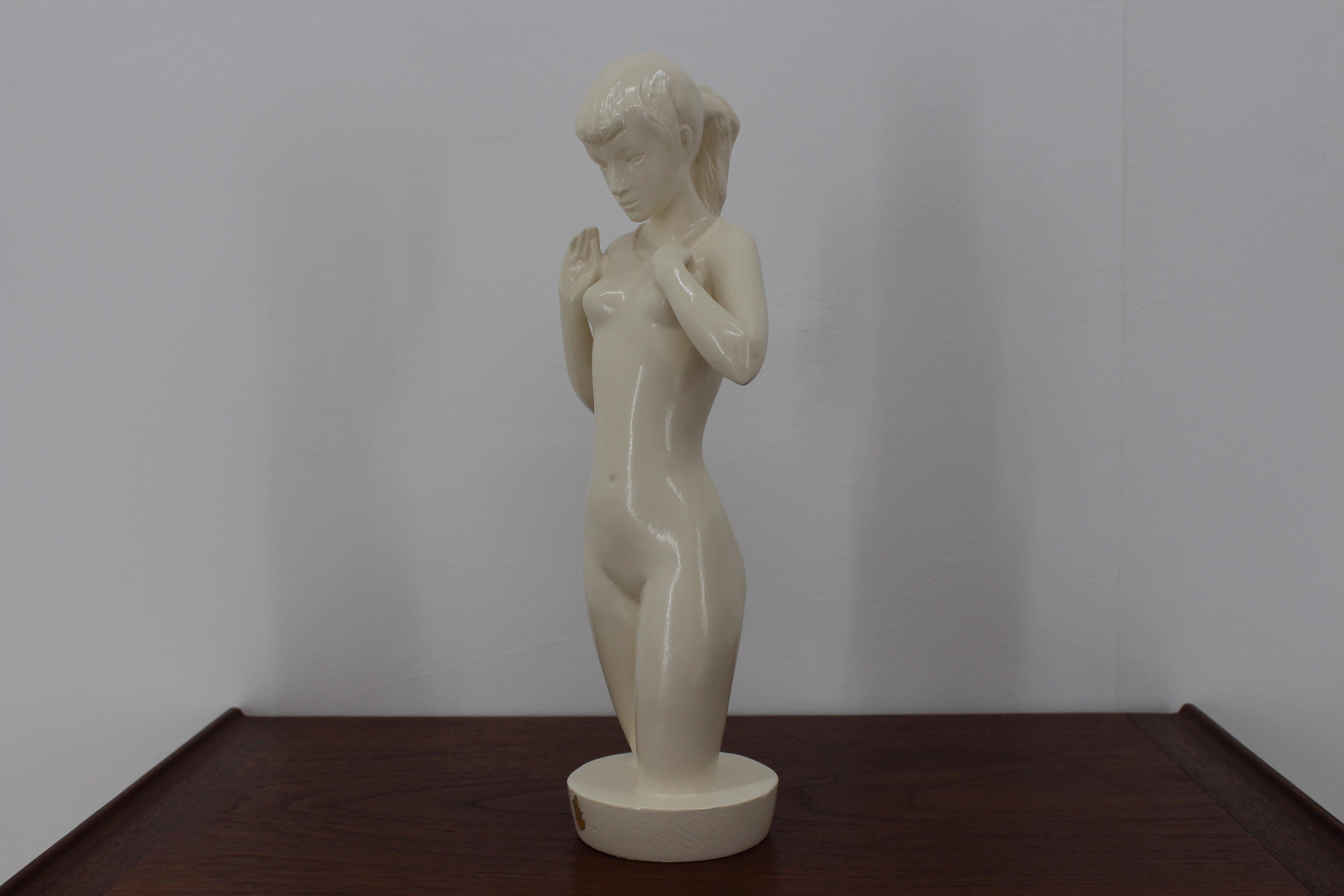 Midcentury Sculpture Nude Woman, Jihokera, 1940s In Good Condition For Sale In Praha, CZ