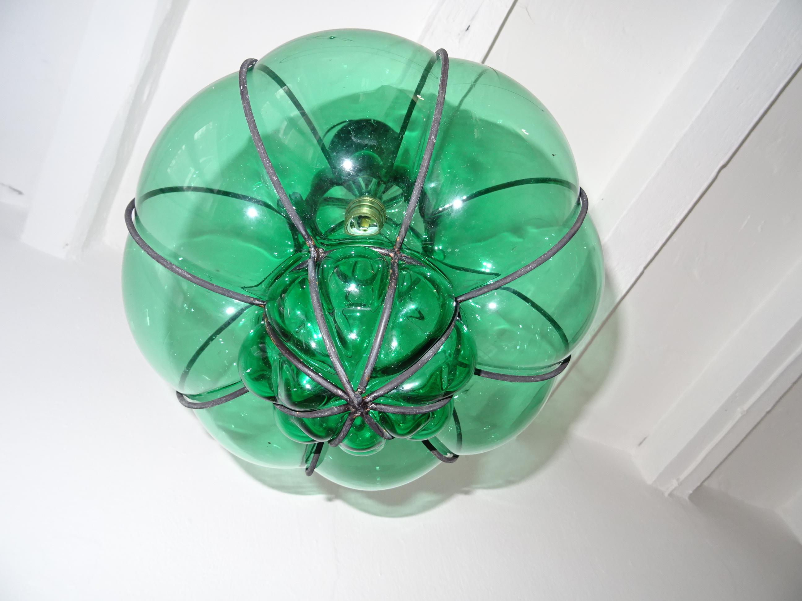 Mid-20th Century Midcentury Seguso Style Murano Green Bubbles Blown Lantern Chandelier For Sale