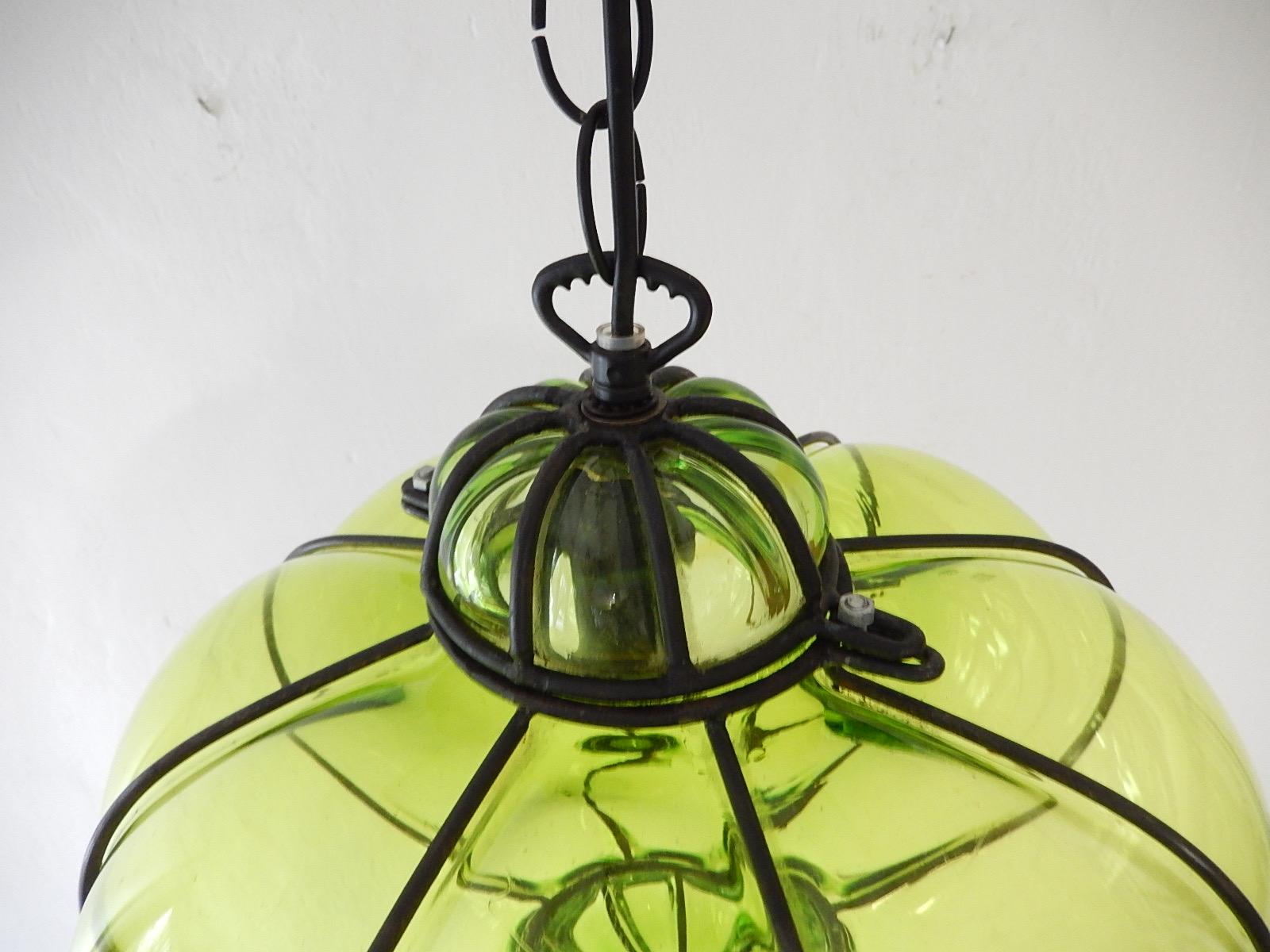 Midcentury Seguso Style Murano Green Bubbles Blown Lantern Chandelier 1