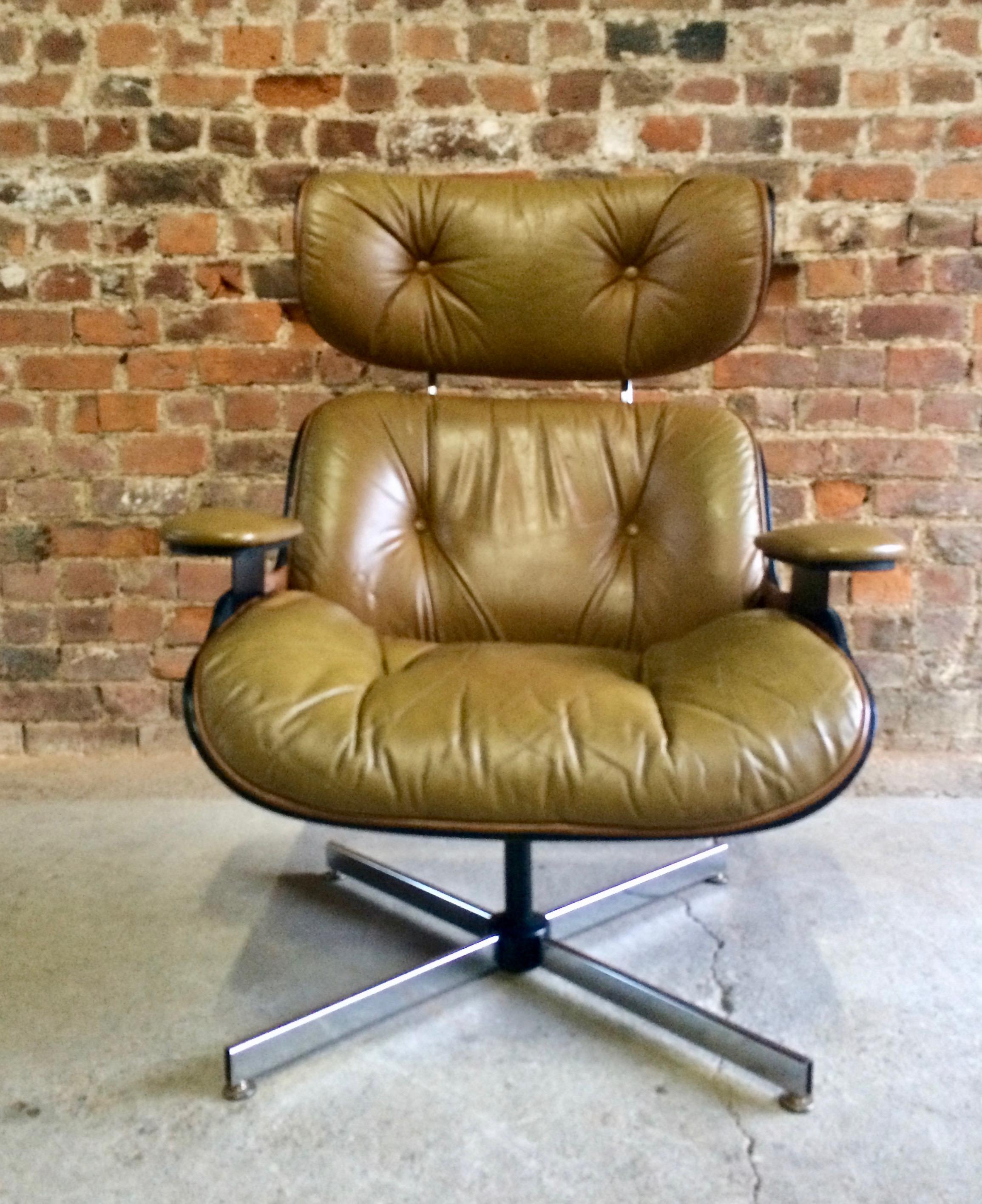 Mid-Century Modern Midcentury Selig Plycraft Lounge Chair & Ottoman, circa 1960s