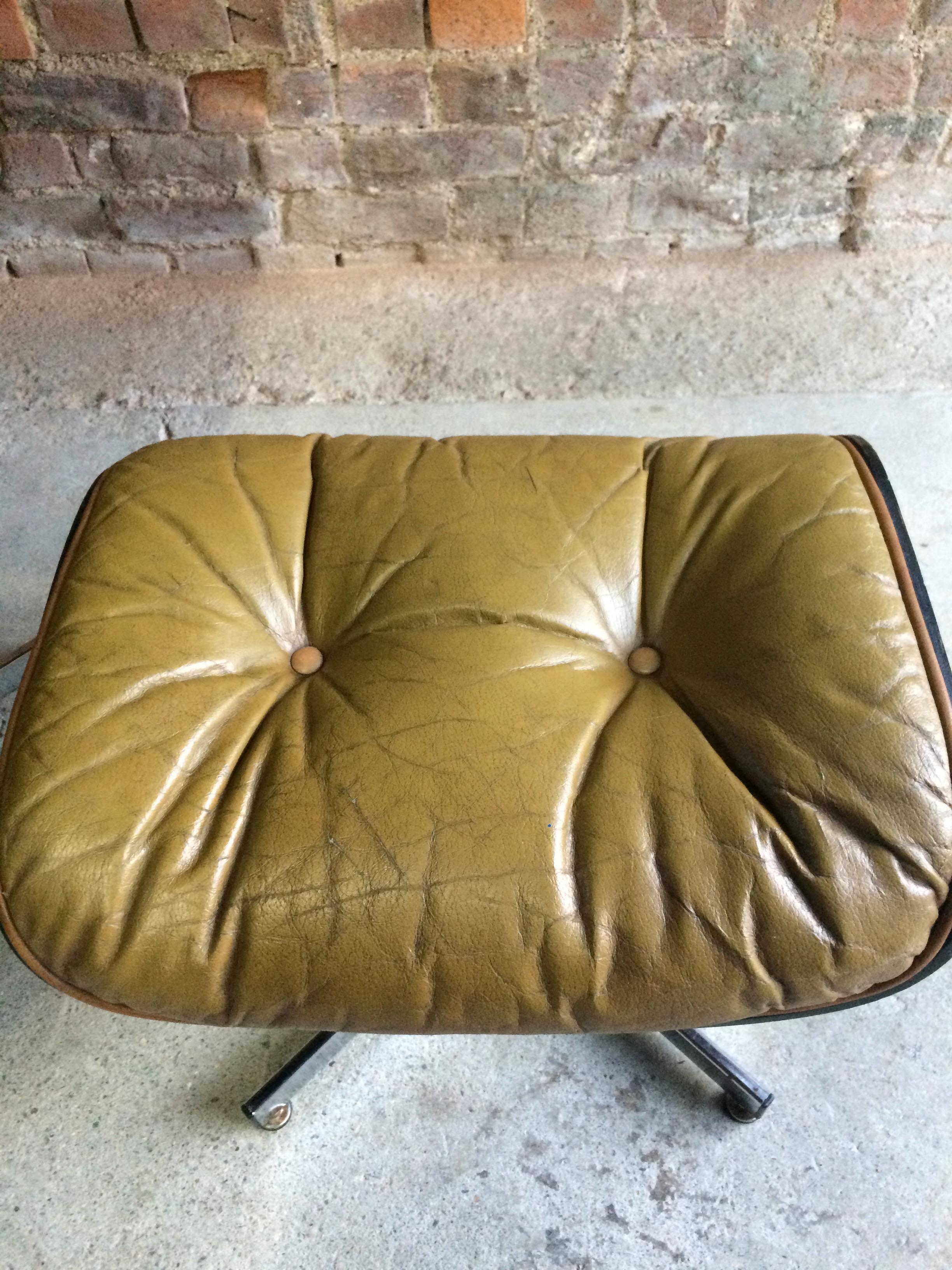 Midcentury Selig Plycraft Lounge Chair & Ottoman, circa 1960s In Good Condition In Longdon, Tewkesbury