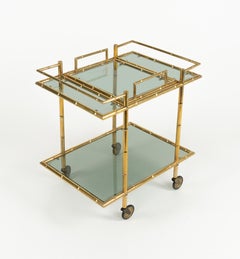 Midcentury Serving Bar Cart in Brass and Glass Maison Baguès Style, Italy, 1960s