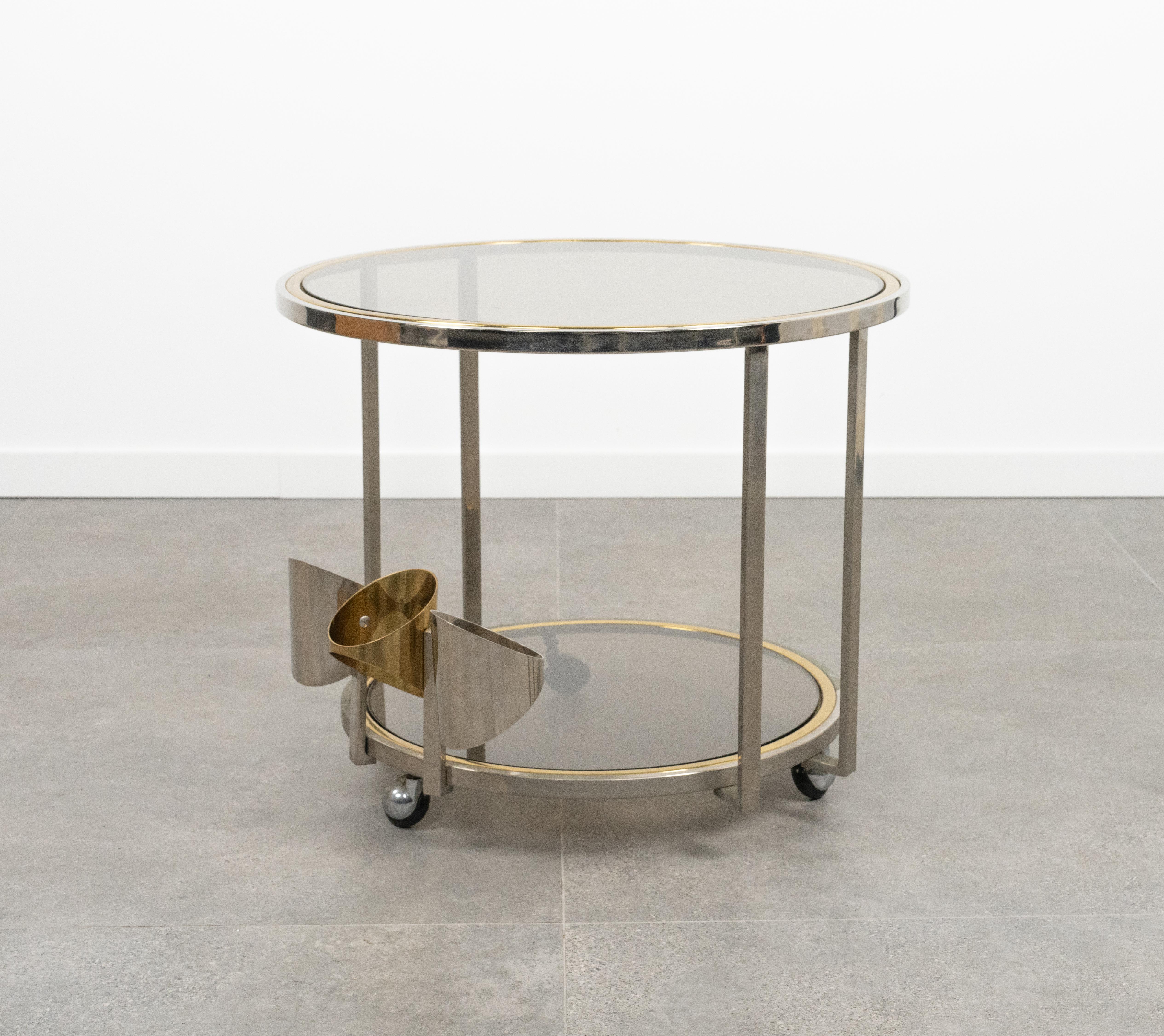 Chariot de service du milieu du siècle dernier en laiton, chrome et verre de style Romeo Rega, Italie 1970 en vente 5