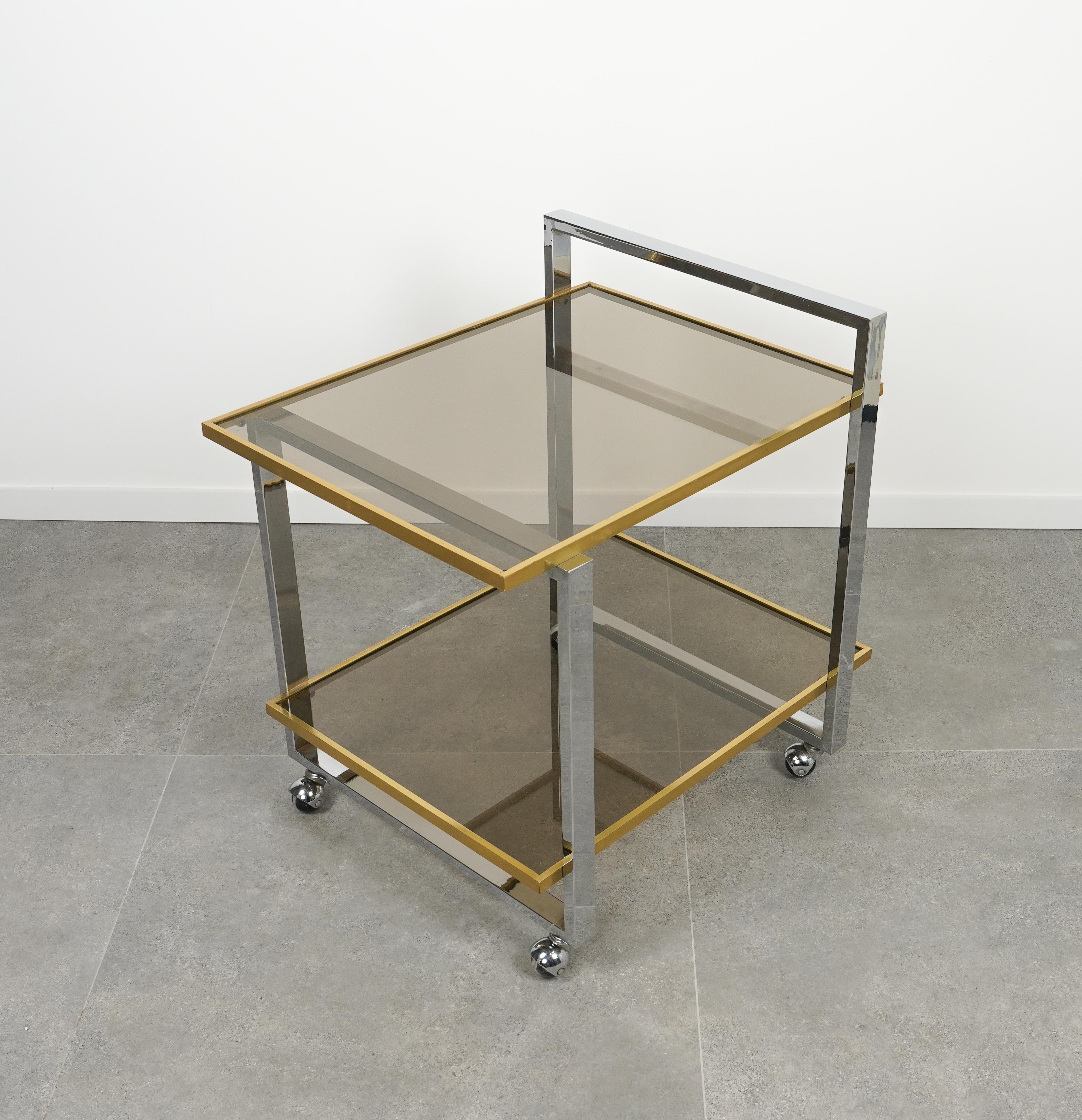 Italian Midcentury Serving Cart in Chrome, Brass and Glass by Romeo Rega, Italy 1970s For Sale