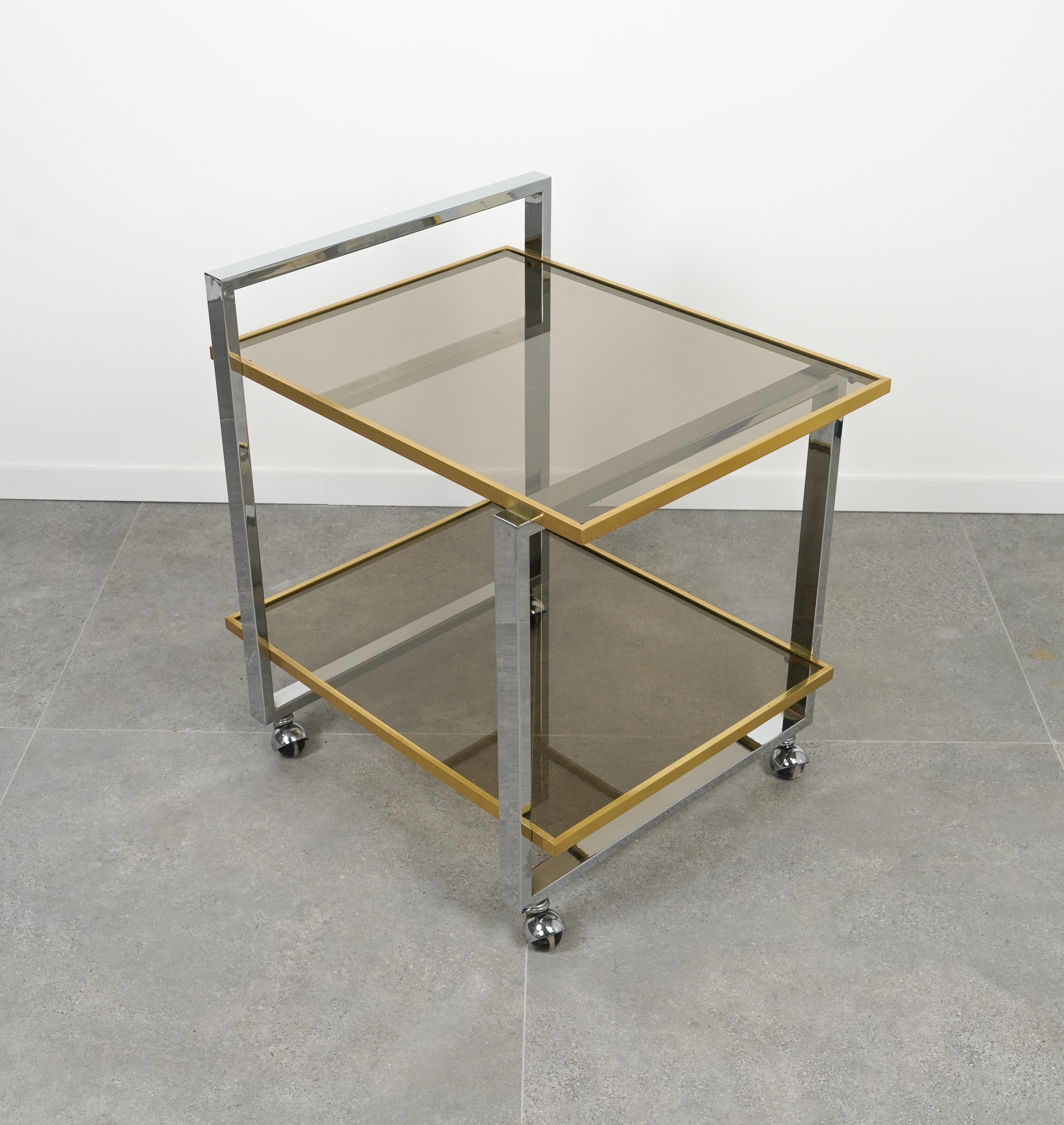 Metal Midcentury Serving Cart in Chrome, Brass and Glass by Romeo Rega, Italy 1970s For Sale
