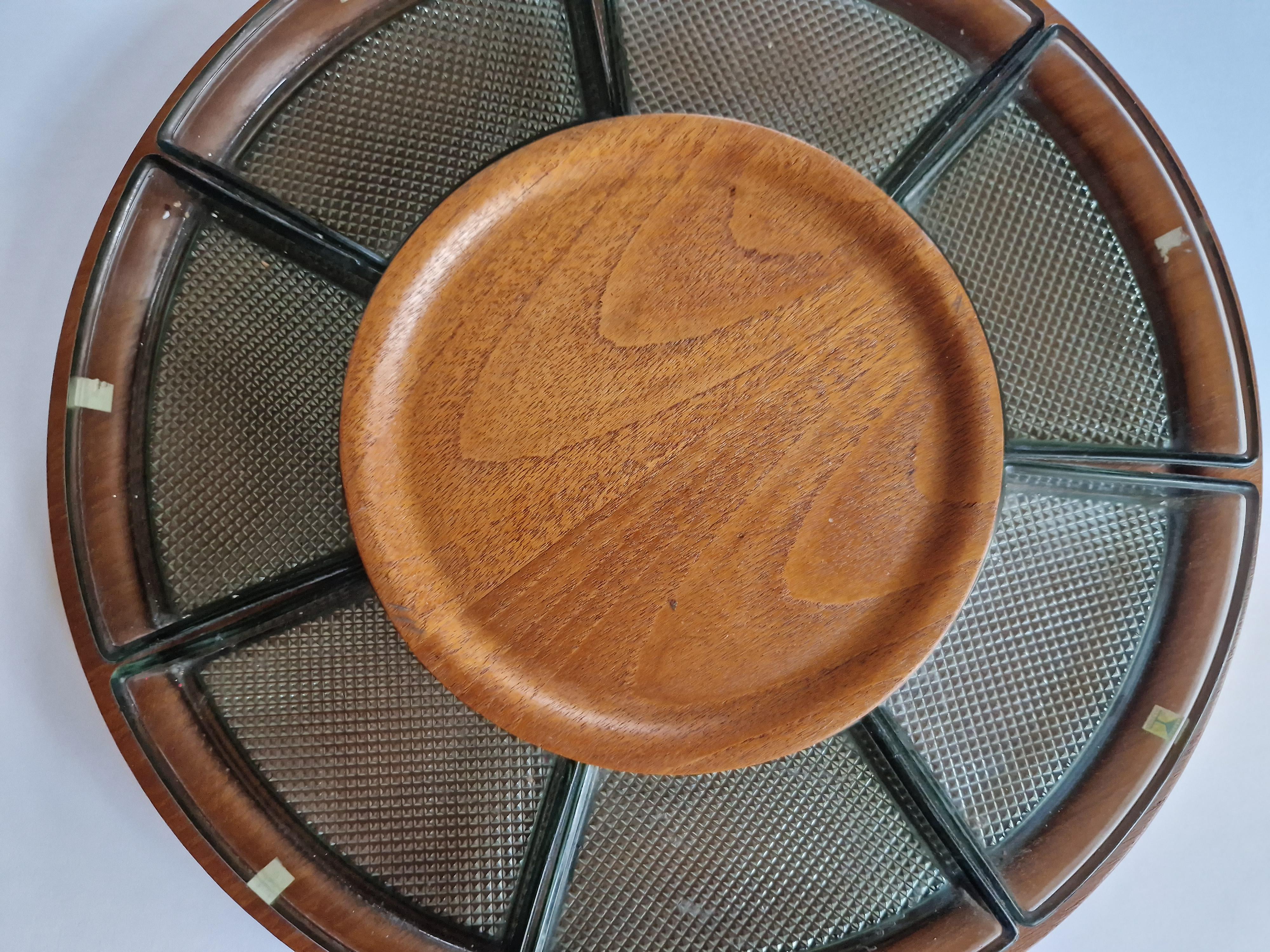 Midcentury Serving Teak and Glass Plate, Sweden, 1970s. In Good Condition For Sale In Praha, CZ