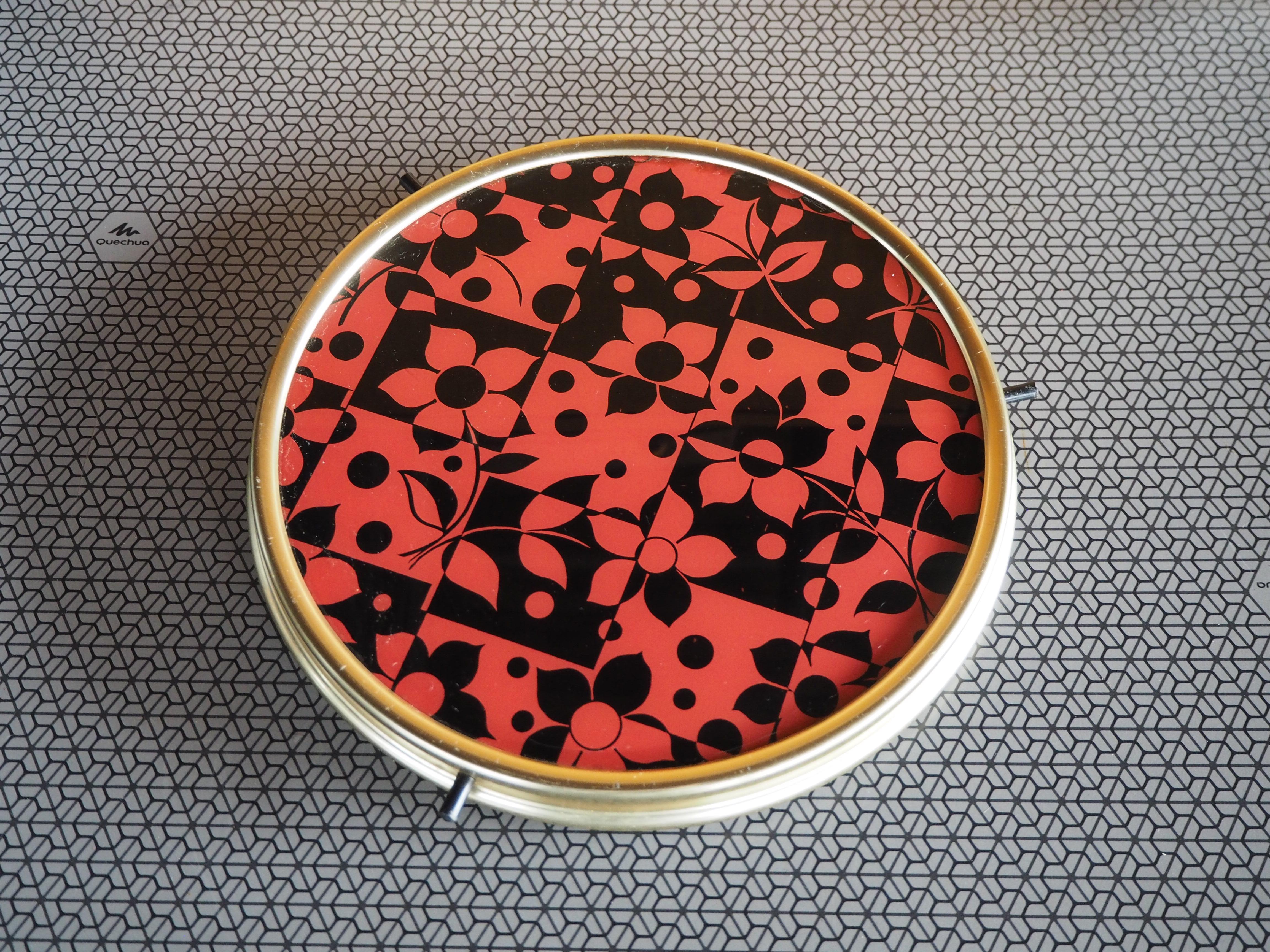 Serviertablett aus der Jahrhundertmitte, Europa, 1950er Jahre im Angebot 4