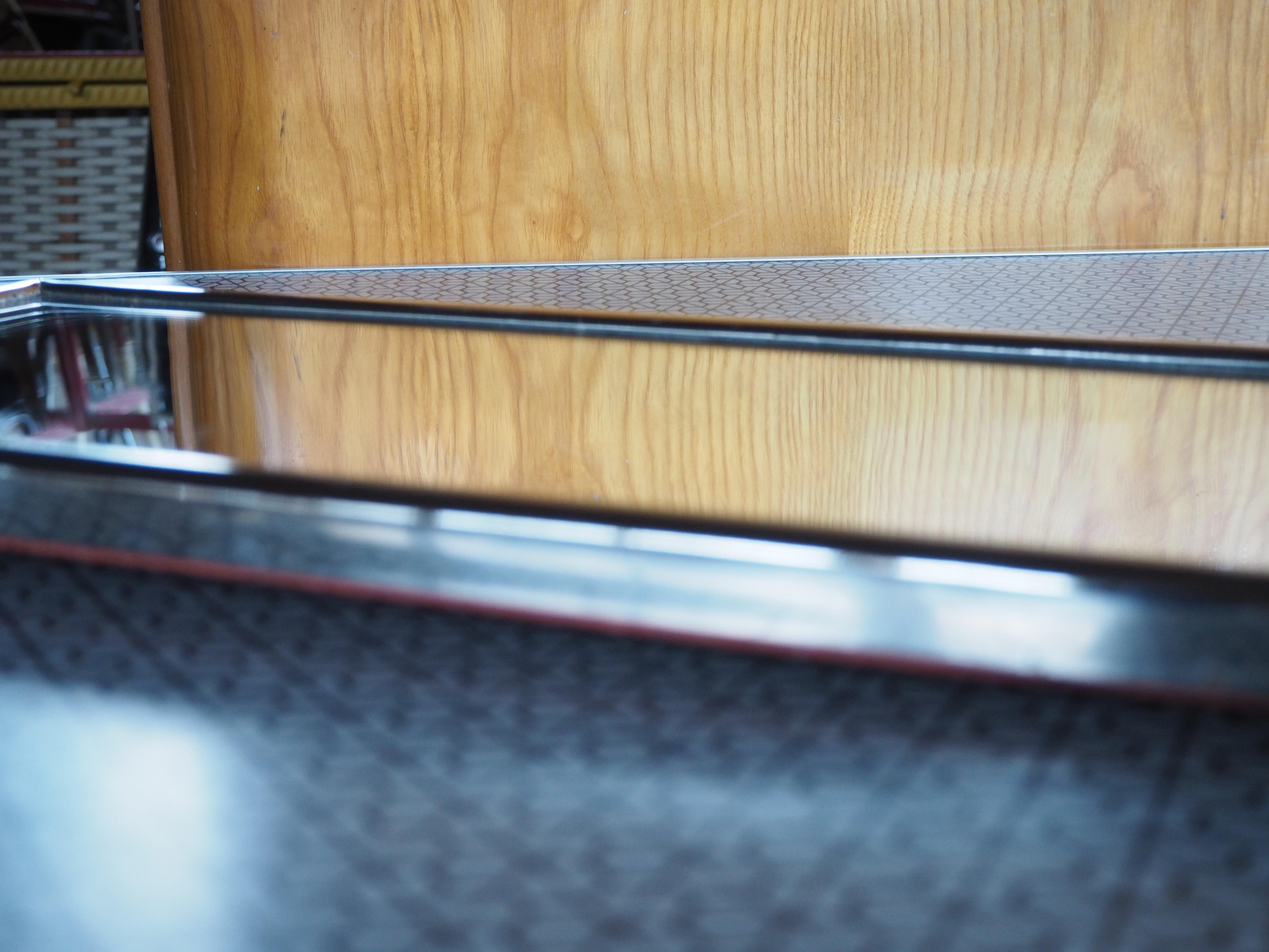 Bandeja de servir de mediados de siglo, Europa, años 50 en venta 5