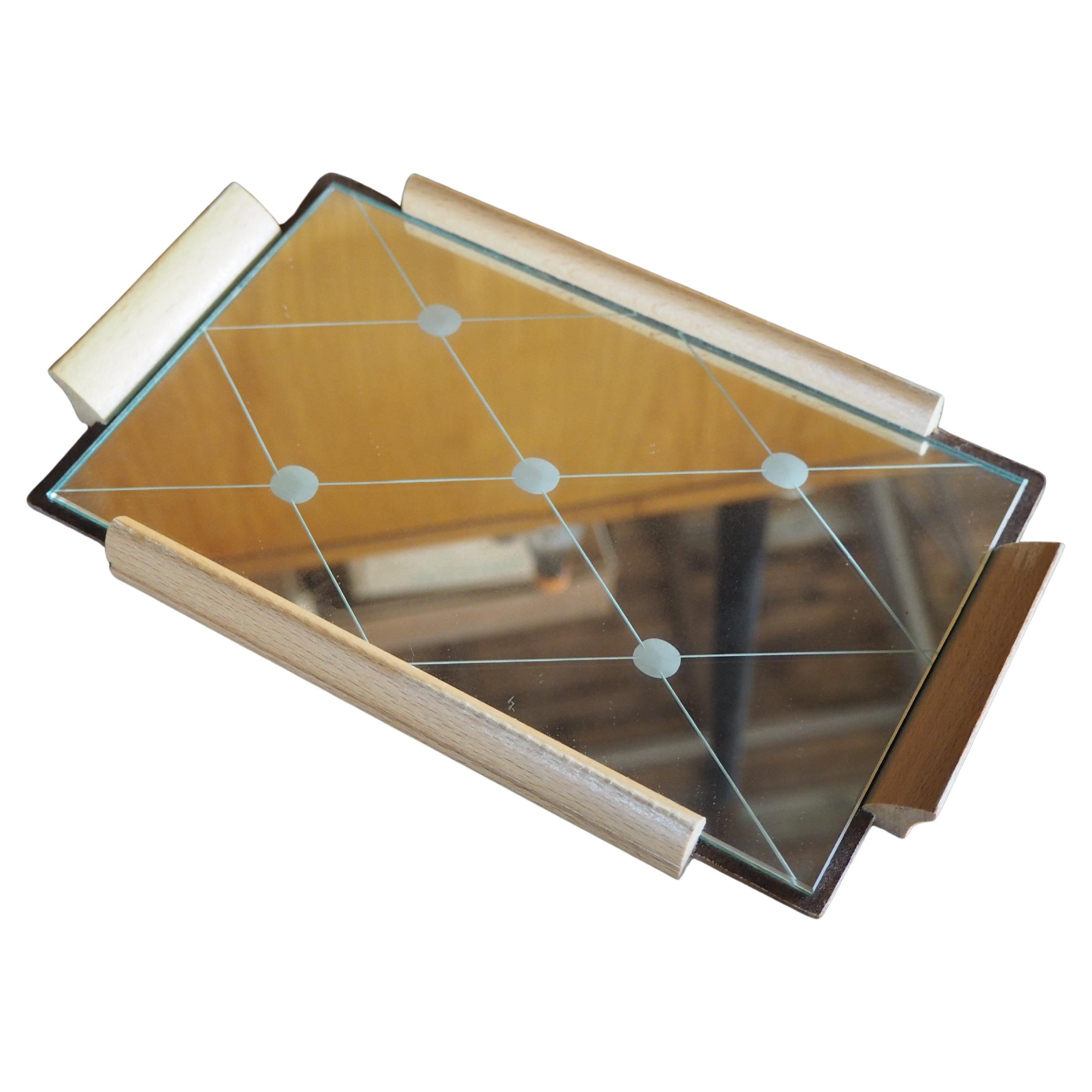 Serviertablett aus der Jahrhundertmitte, Europa, 1950er Jahre