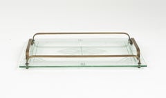 Vassoio da portata del Medioevo in vetro e ottone in stile Fontana Arte, Italia anni '50