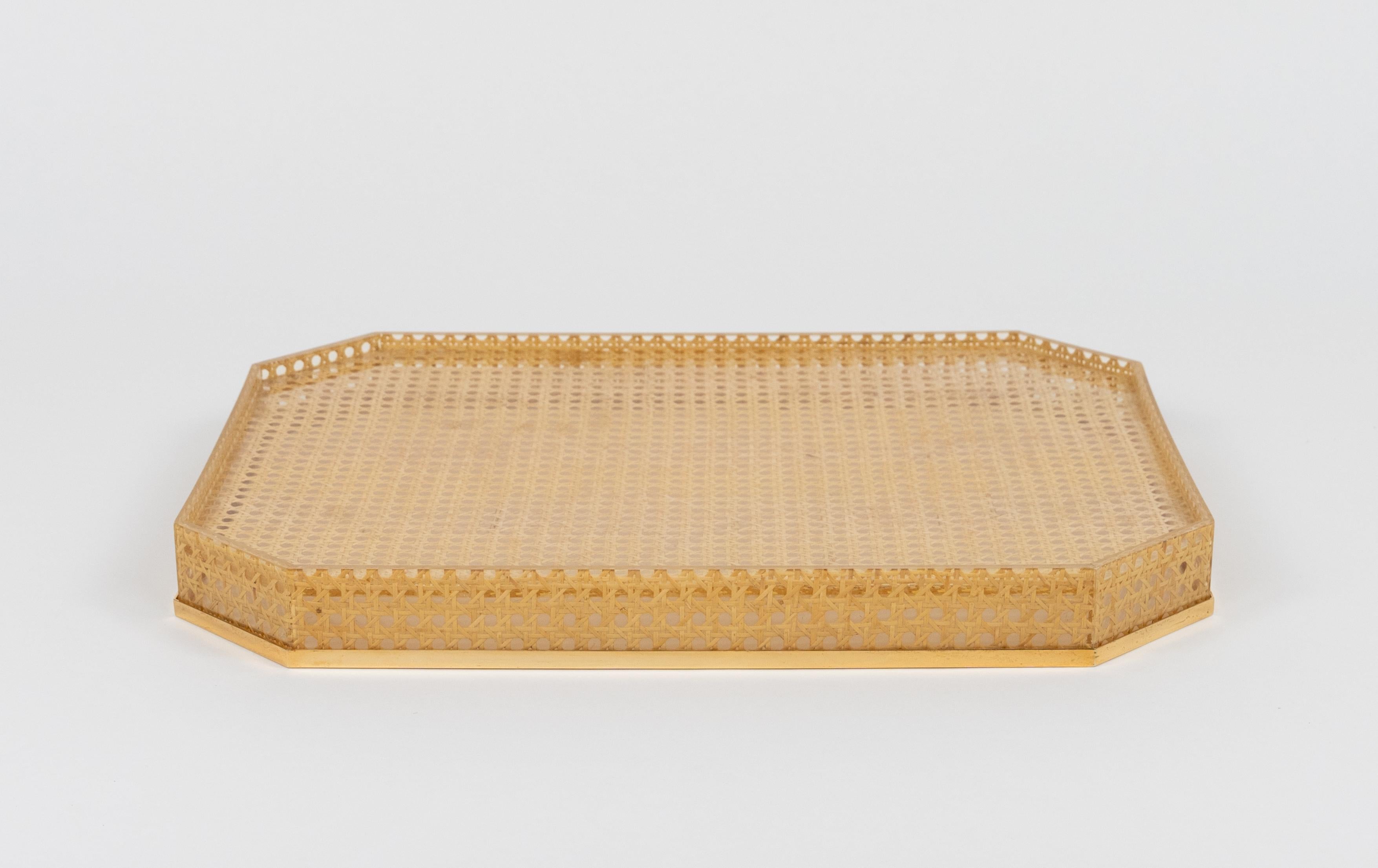 Plateau de service du milieu du siècle dernier, osier et laiton, style Christian Dior, Italie, années 1970 en vente 9