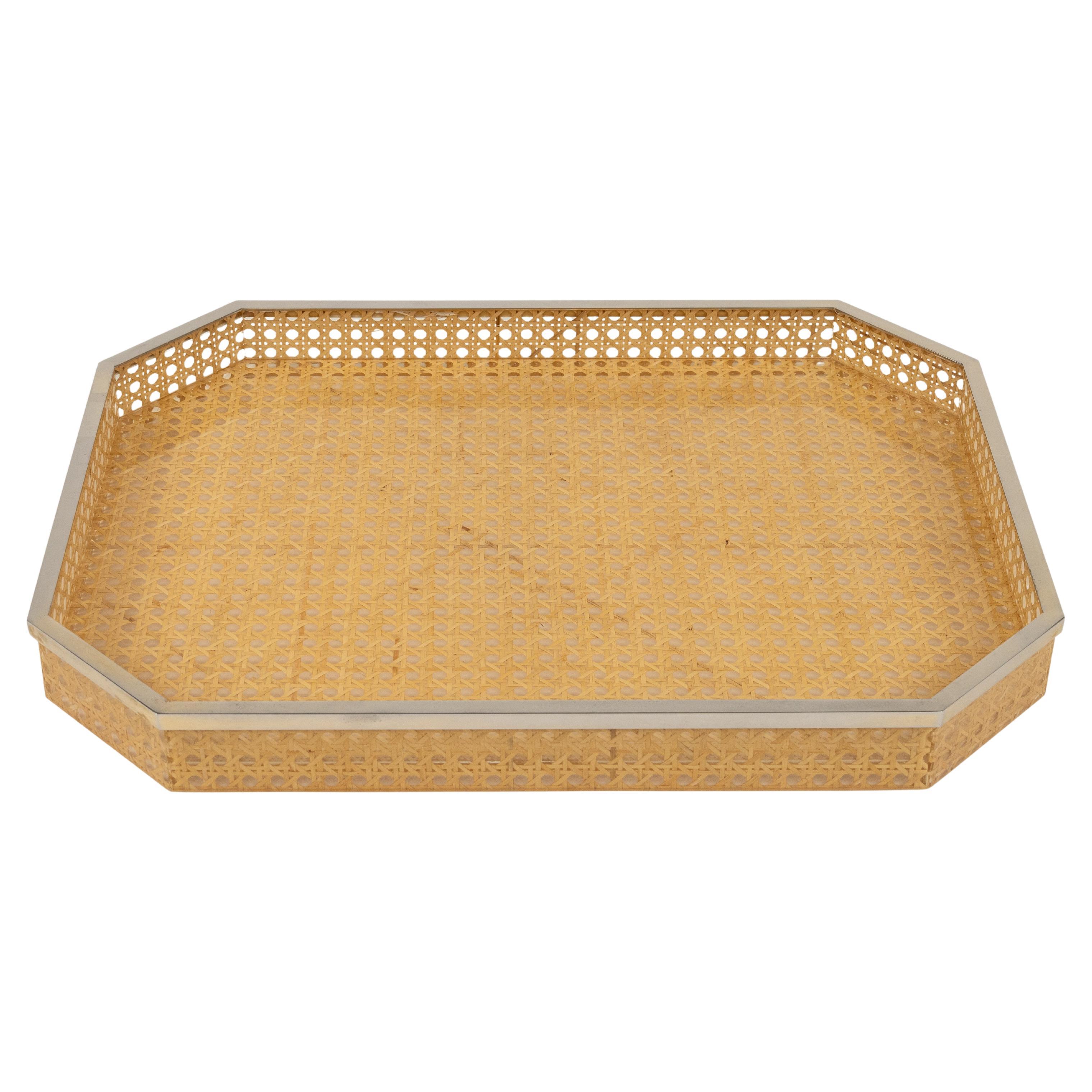 Midcentury Serviertablett Lucite Wicker & Chrom Christian Dior Stil, Italien 1970er im Angebot 8