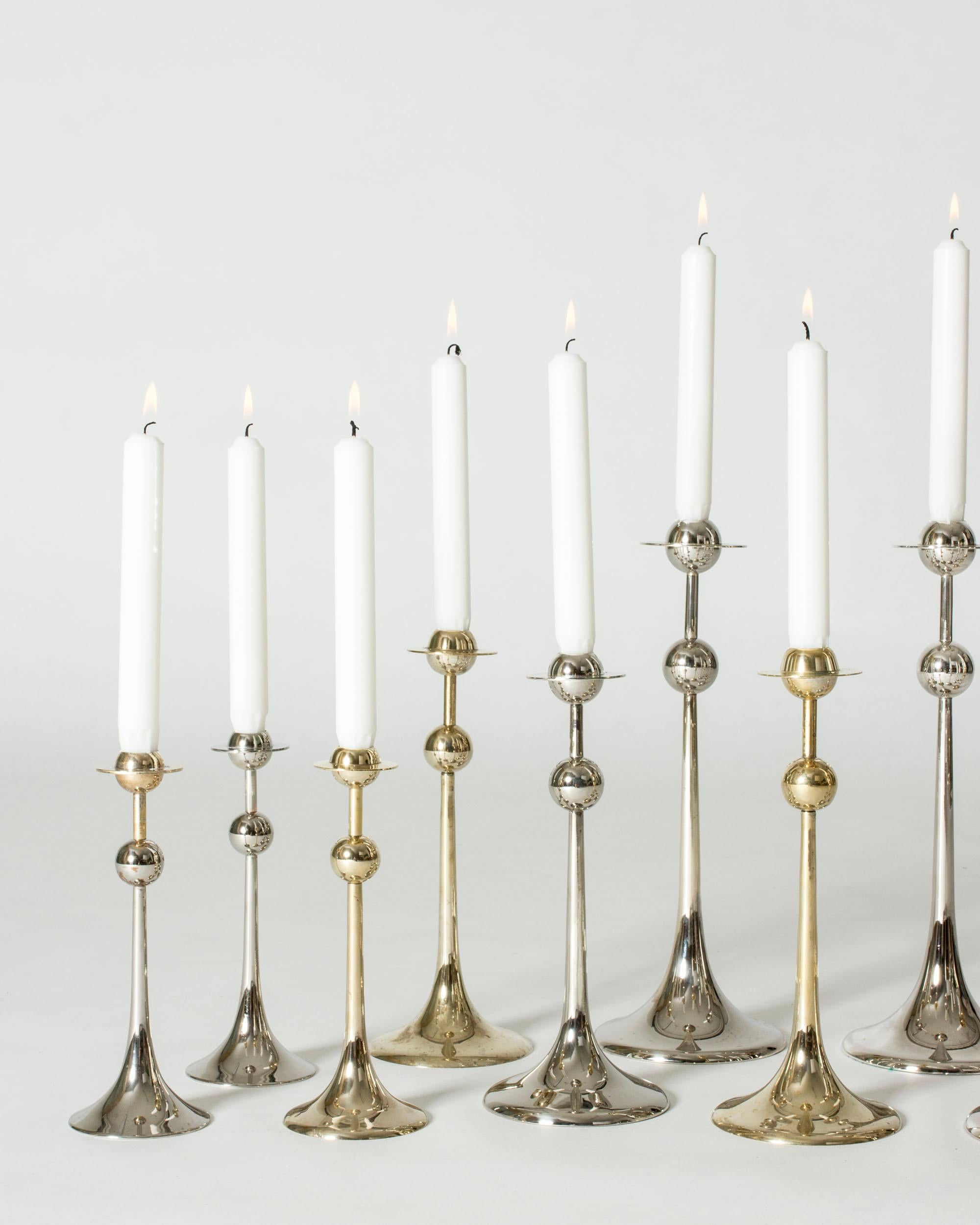 Scandinavo moderno Set di 14 candelabri in argento di Kjell Engman, Svezia, 1979 in vendita