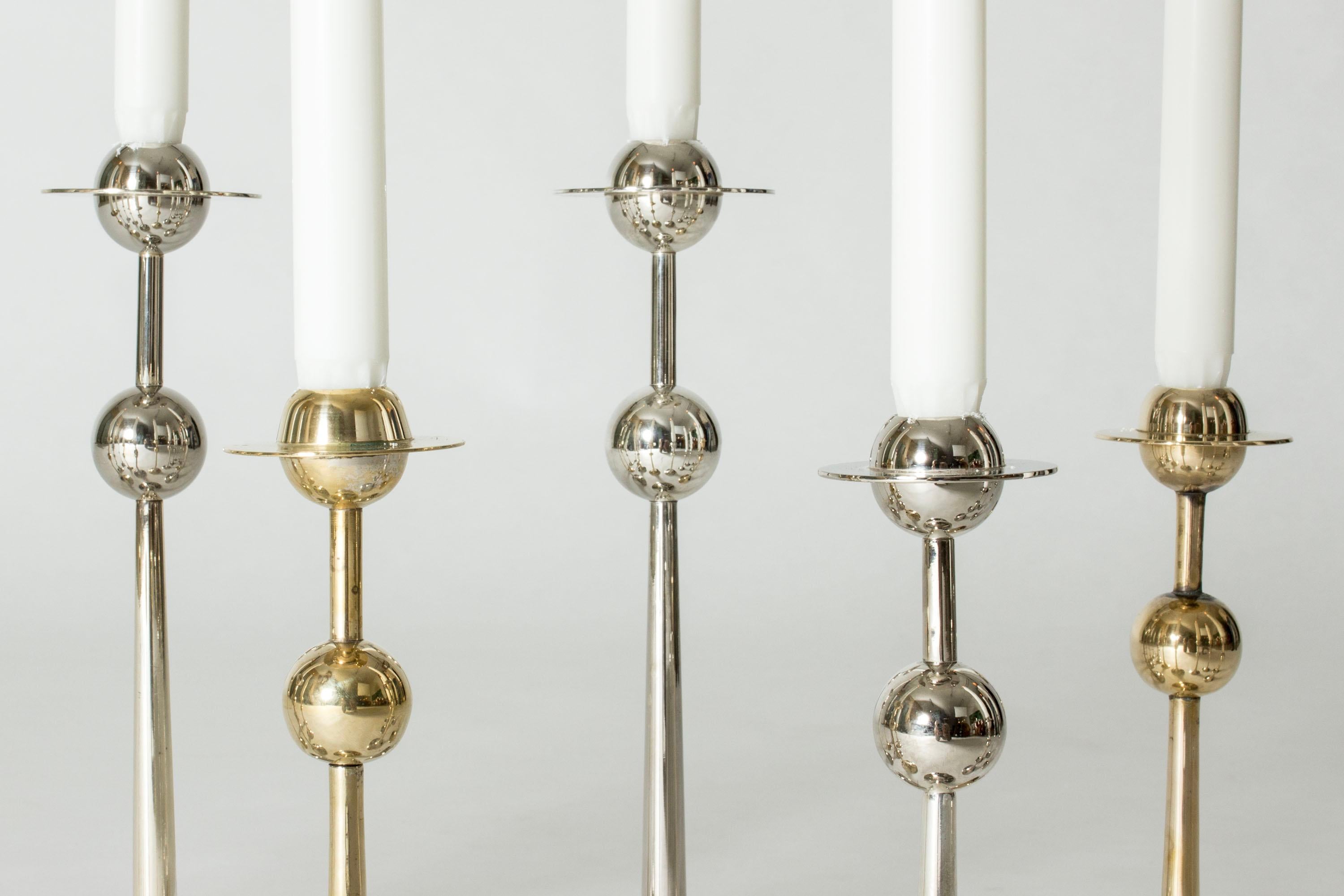 Fine XX secolo Set di 14 candelabri in argento di Kjell Engman, Svezia, 1979 in vendita