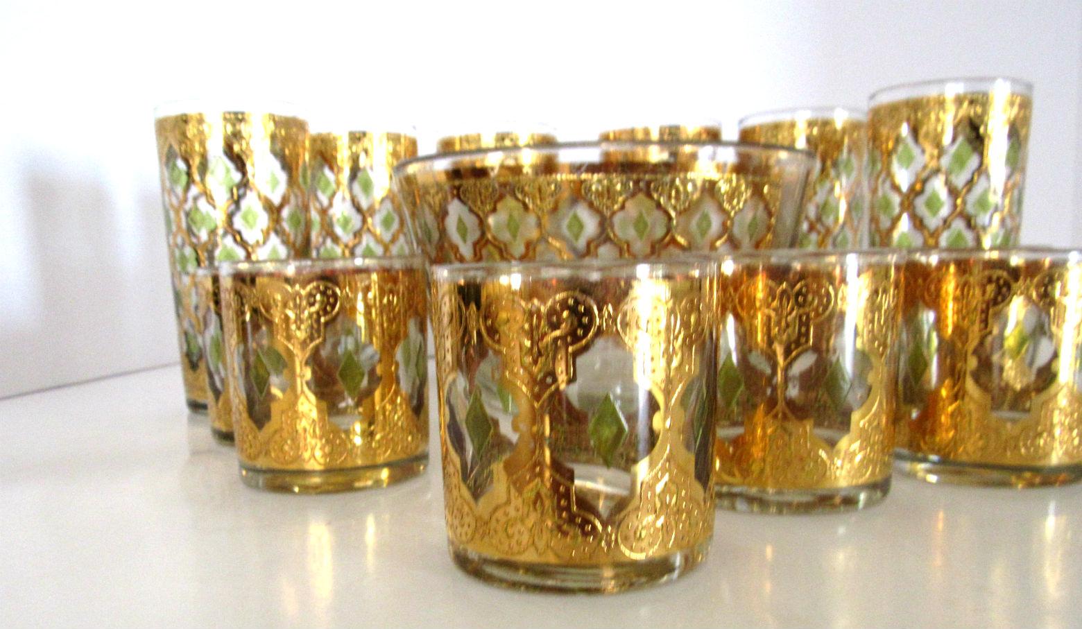 Midcentury Set of 22-Karat Gold Leaf Glassware and Ice Bucket by Culver, 1960s In Good Condition In Surprise, AZ