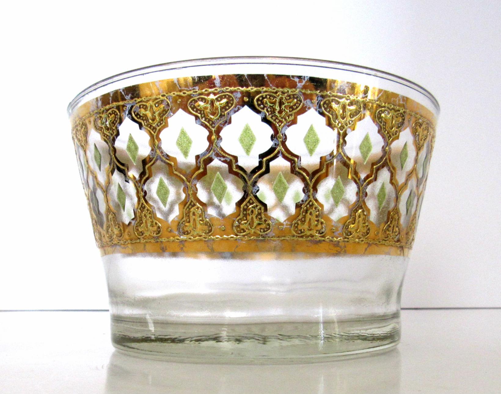 20th Century Midcentury Set of 22-Karat Gold Leaf Glassware and Ice Bucket by Culver, 1960s