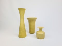 Set di 3 vasi in ceramica del Medioevo Rörstrand Gunnar Nylund, Svezia