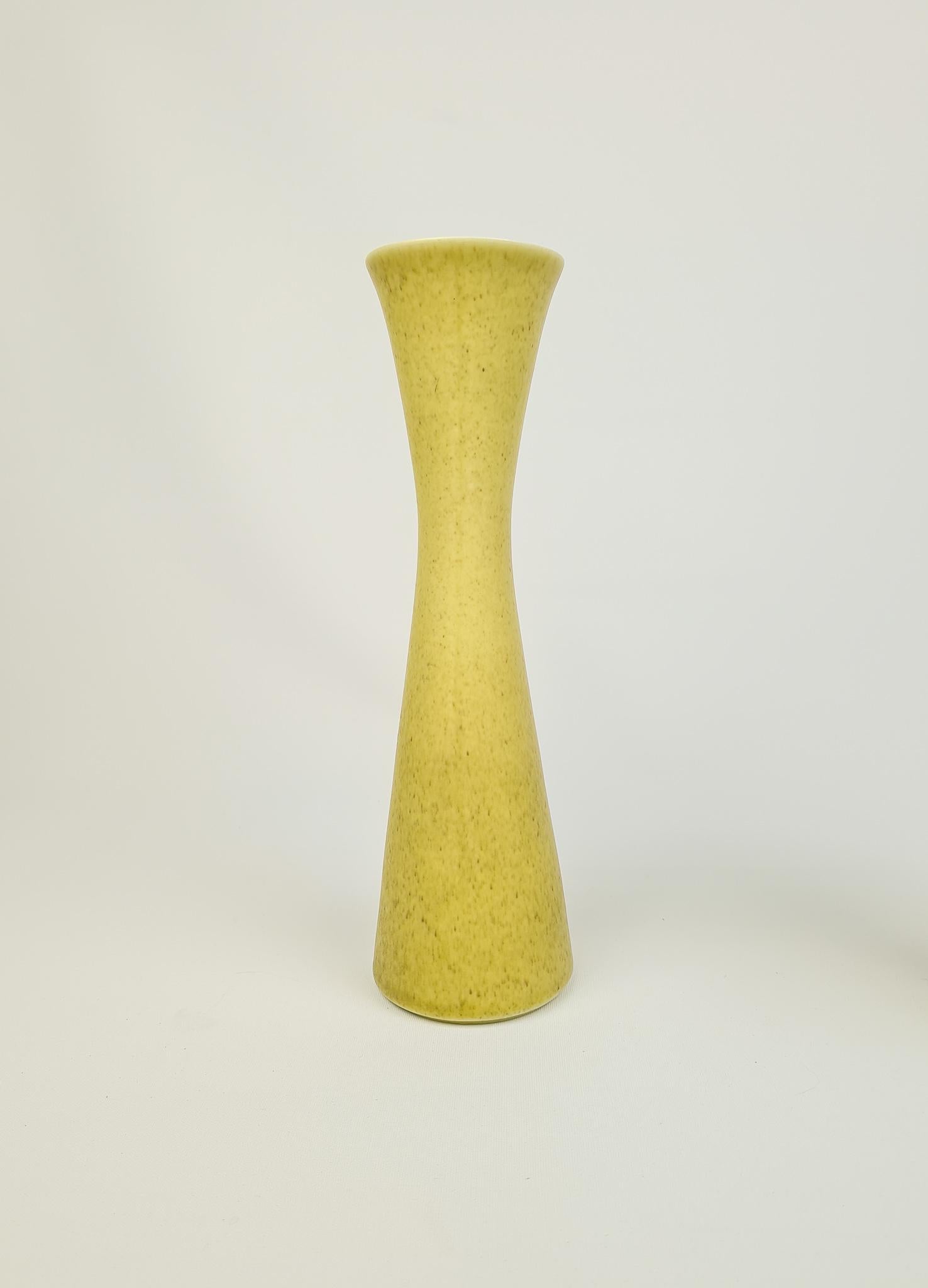 Midcentury Modern Set of 3 Ceramic Vases Rörstrand Gunnar Nylund, Sweden In Good Condition For Sale In Hillringsberg, SE