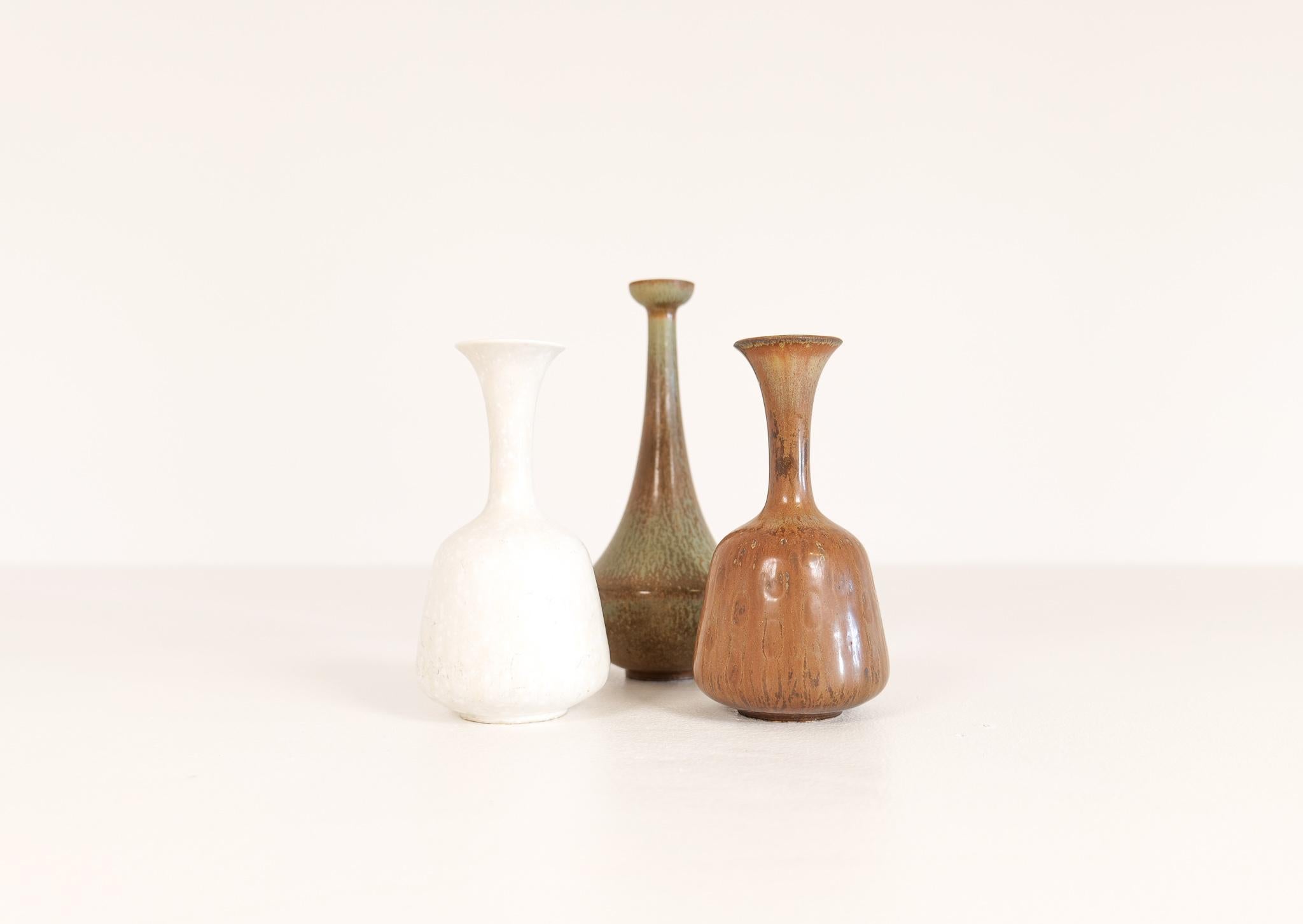 Swedish Midcentury Set of 3 Ceramic Vases Rörstrand Gunnar Nylund, Sweden, 1950s