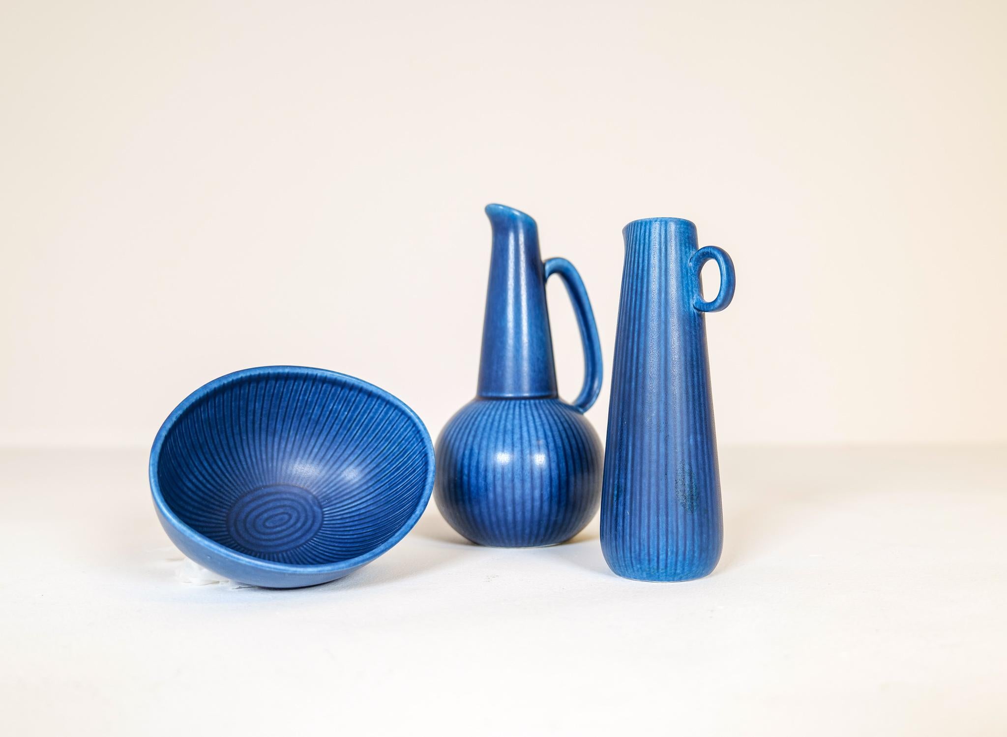 Mid-20th Century Midcentury Modern Set of 3 Rörstrand Ritzi Vases and Bowl Gunnar Nylund For Sale