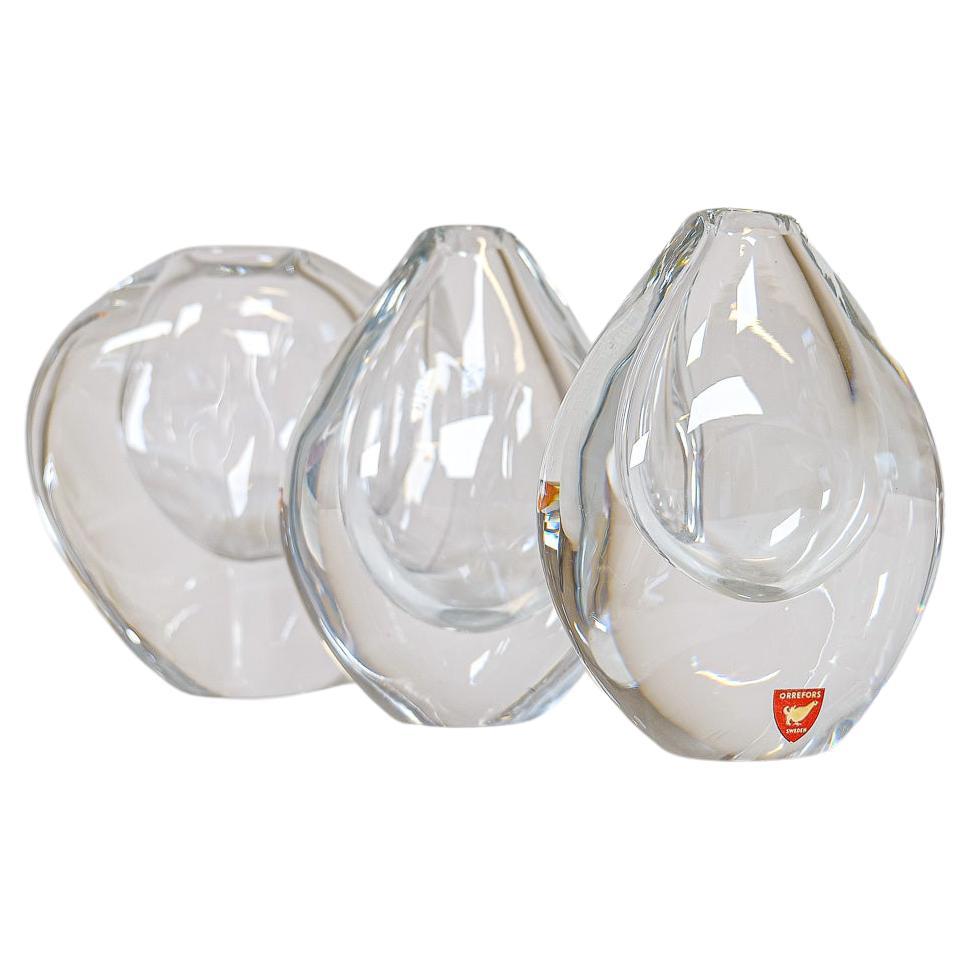 Midcentury Set of 3 Vases and Plate Clear Crystal Glass Orrefors Sweden 1950 For Sale