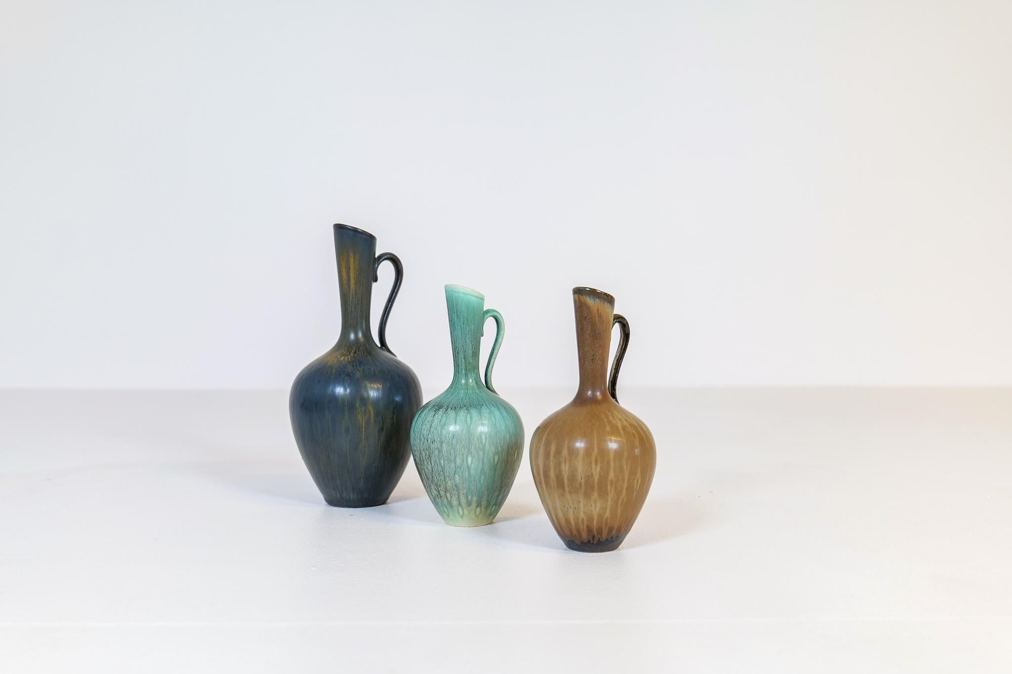 Mid-Century Modern Ensemble de 3 vases du milieu du siècle de Rrstrand Gunnar Nylund, Suède en vente